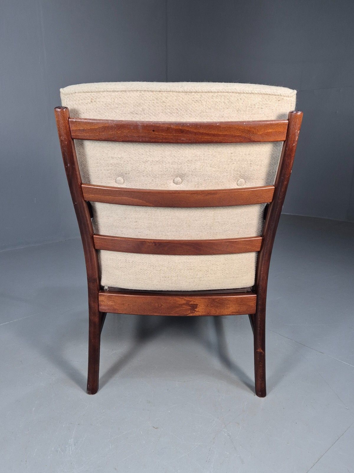 photo furniture Vintage Danish Lounge Chair Beige Wool Wood Frame 1970s Retro  Eb8539 Mnor