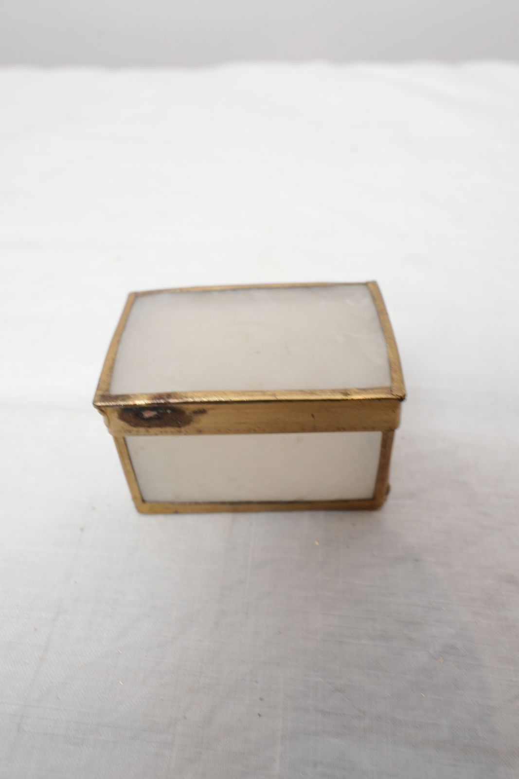 95.0 Vintage Mother Of Pearl Trinket Jewellery Boxes With Brass Features photo