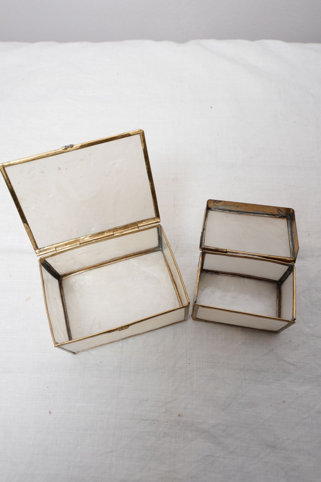 photo buy Vintage Mother Of Pearl Trinket Jewellery Boxes With Brass Features