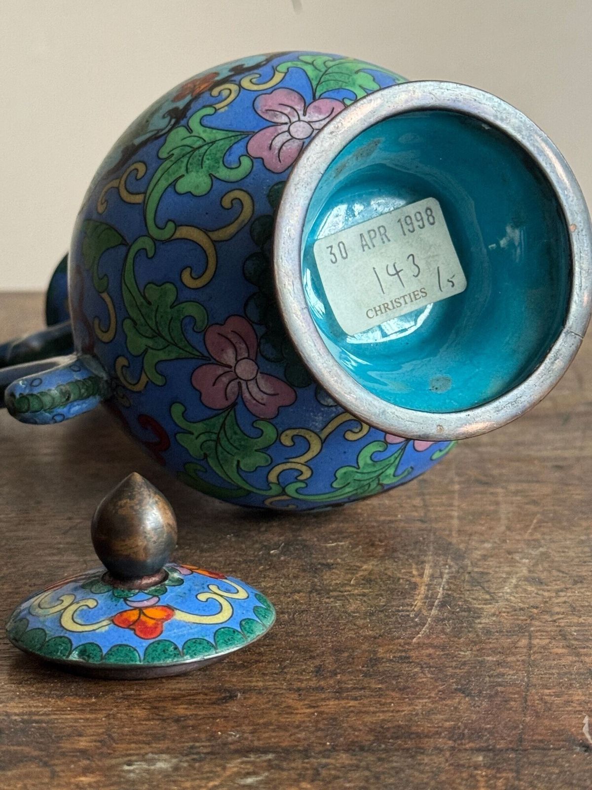 Cloisonné Enamel Ewes And Stem Cups photo vinterior