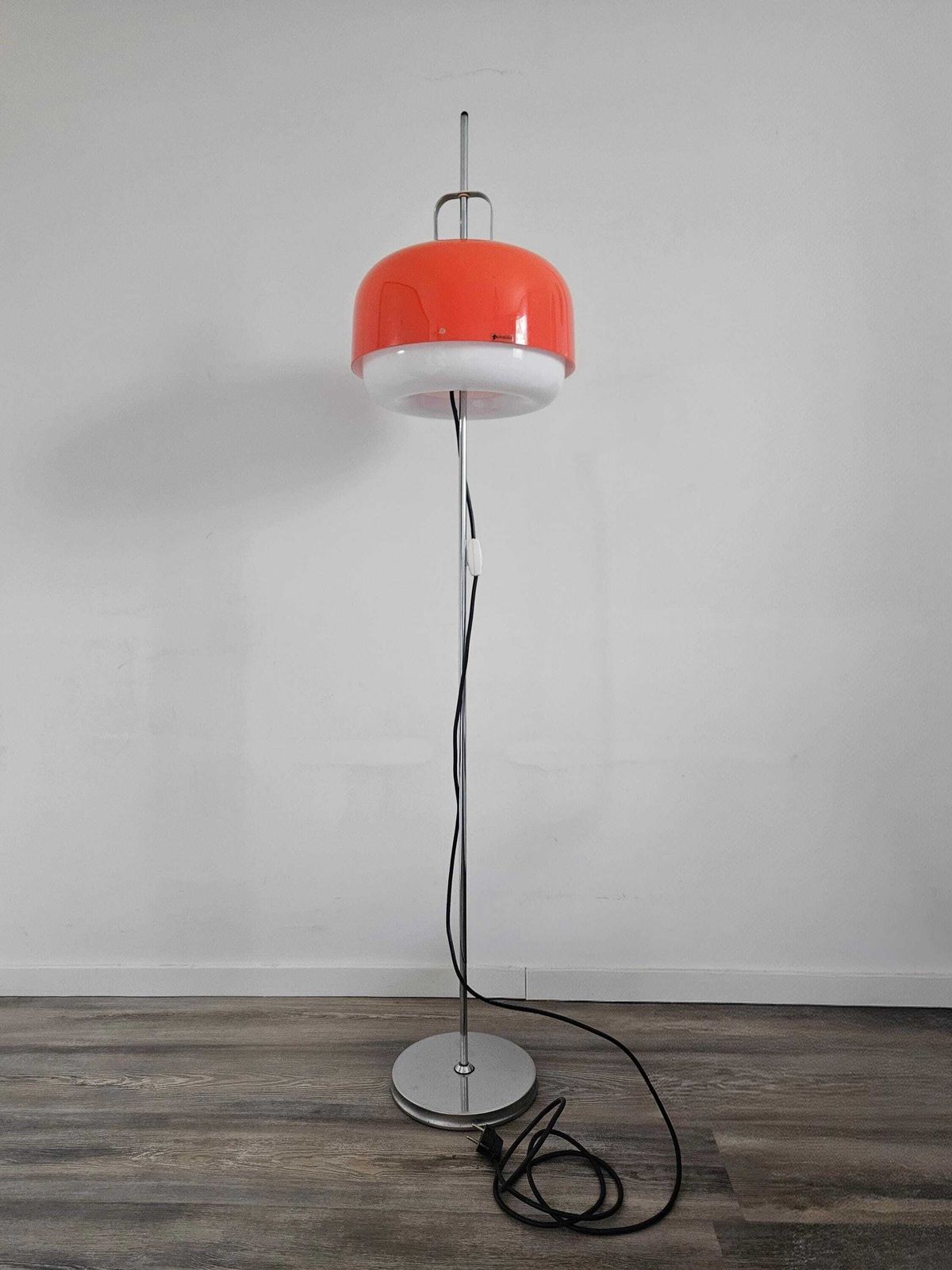 Meblo Guzzini “Medusa” Floor Lamp – 1970s Italian Design