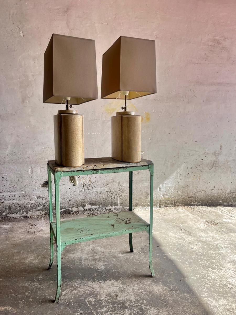 photo vintage Architectural Table Lamps In Travertine And Brass In The Style Maison Jansen, 1970s, Set Of 2