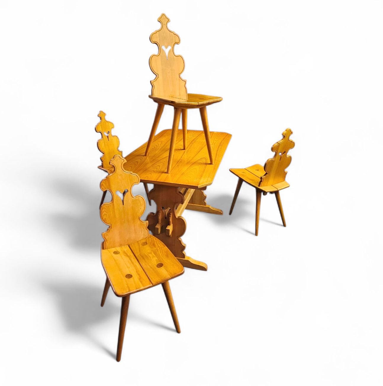 1727.0 Cepelia Tiroler Chairs / Table / Set Of 5 / Poland 1960s / Marked photo