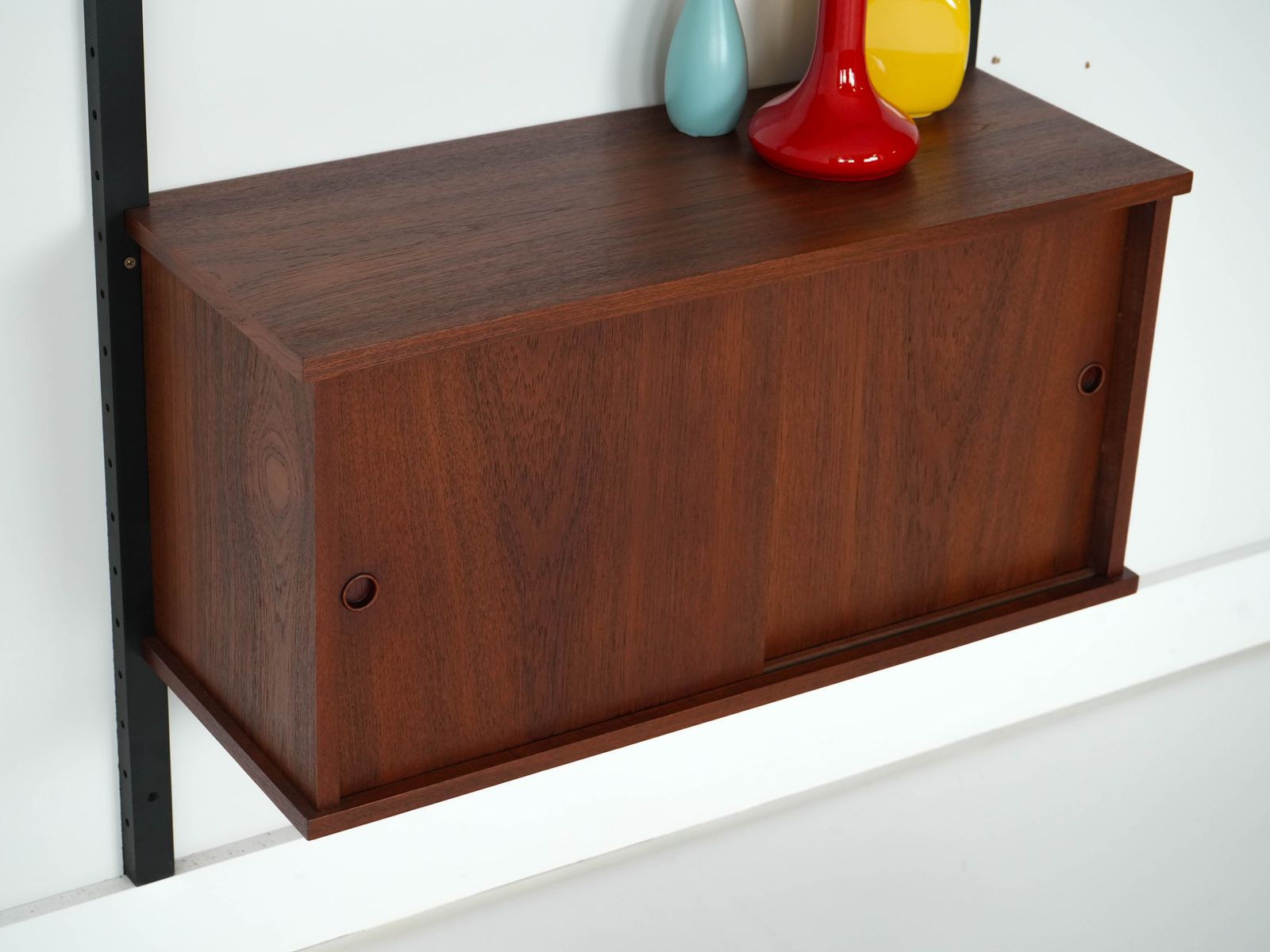 Teak Shelving Unit, Danish Design, 1960s, Production: Denmark photo vinterior