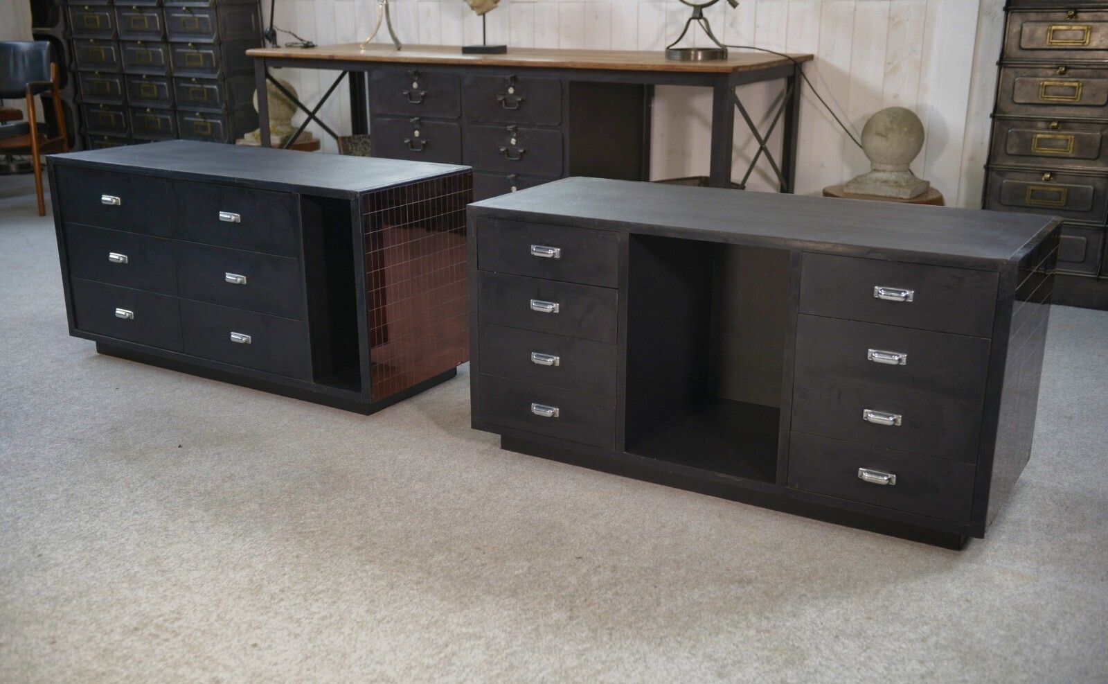 Set Of 2 Smoked Mirror Dressing Tablets/Countertops With Drawers photo furniture