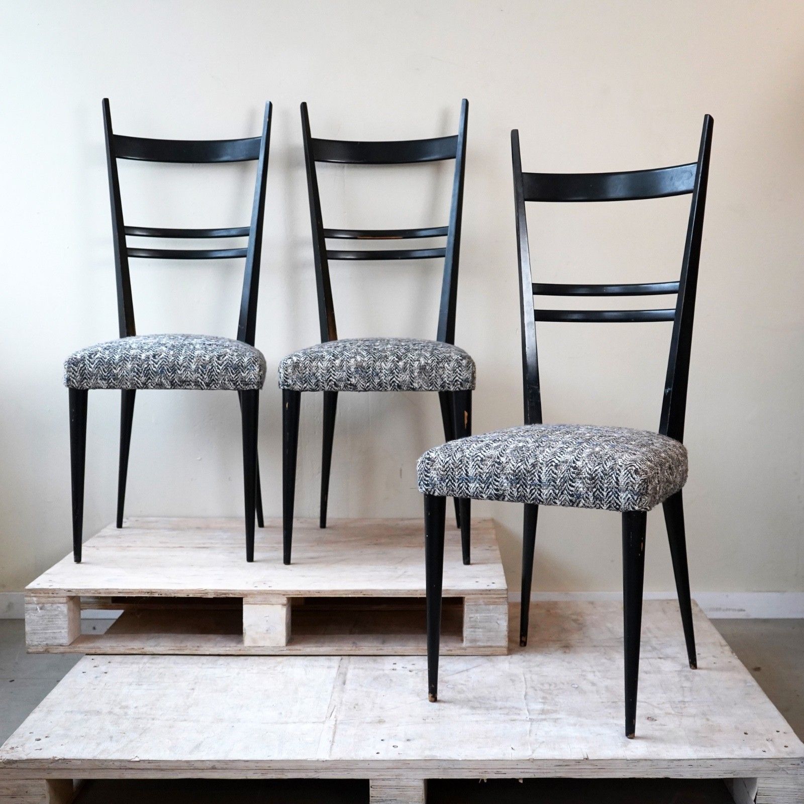 Set Of Six Model "689" High Back Beech Chairs For Ligne Roset, France 1960s photo for sale