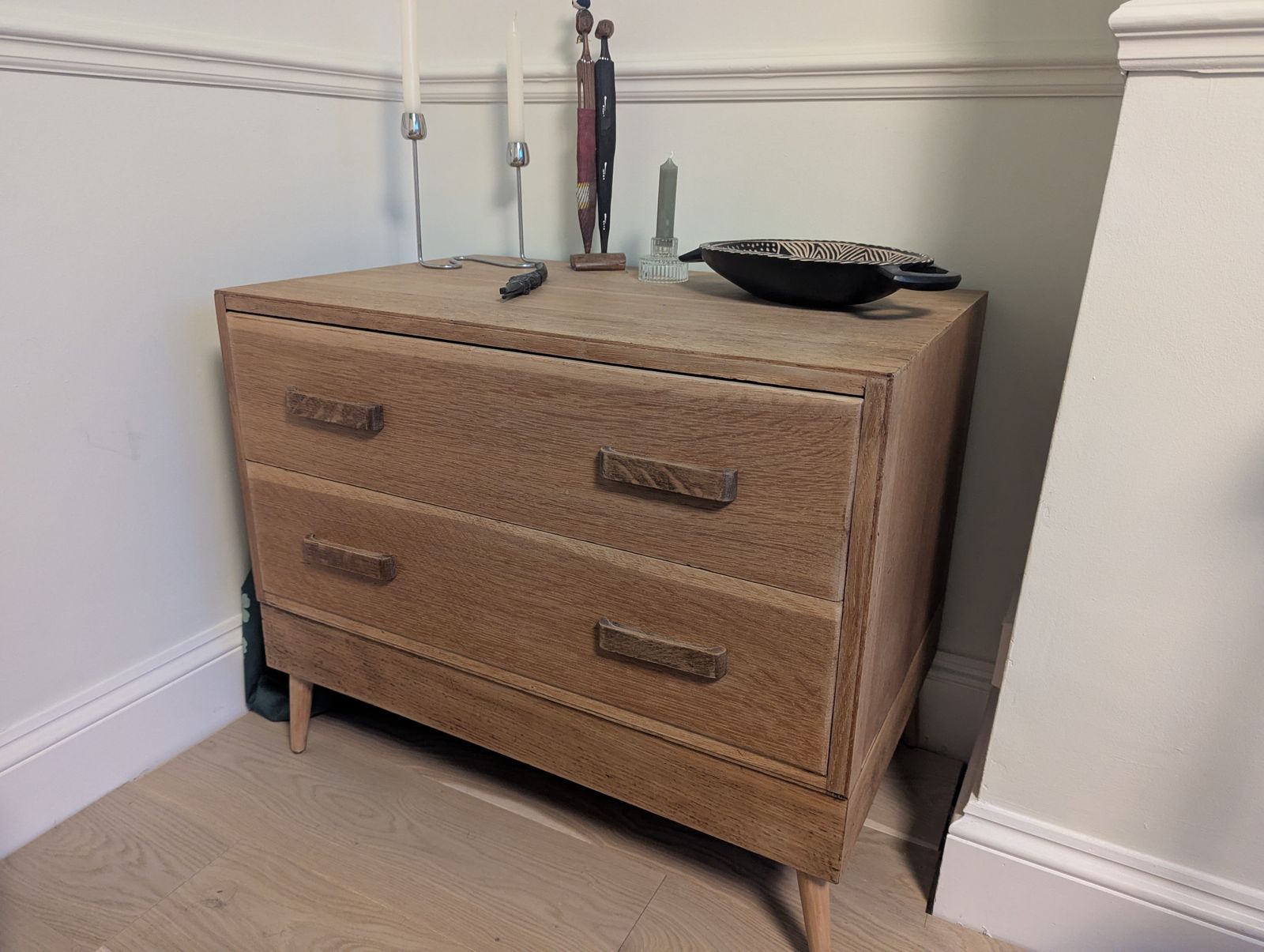 Mid Century Modern Chest Of Drawers
