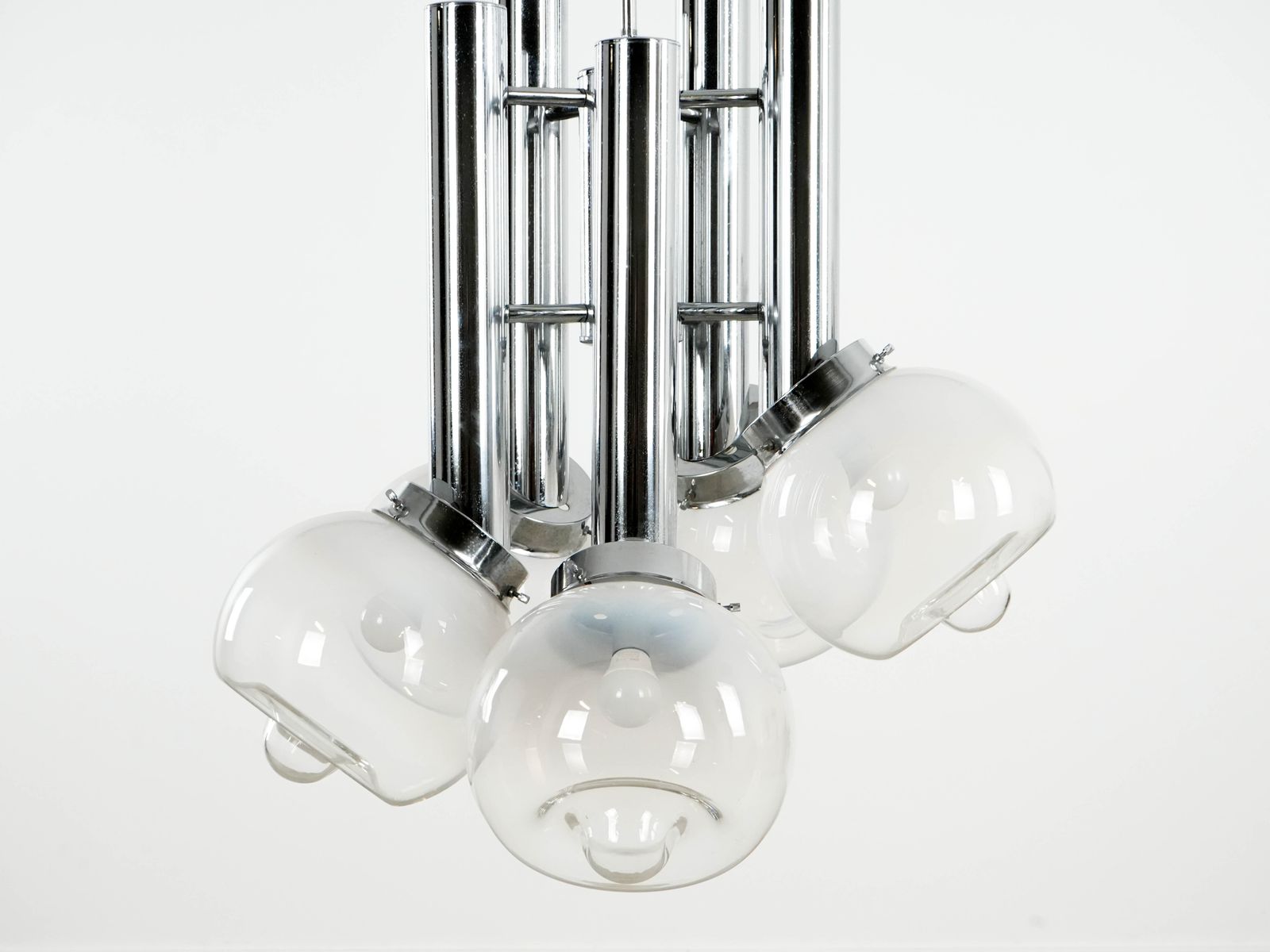 Kroonluchter, Italiaans Design, Jaren 1970, Vervaardigd In Italië photo furniture