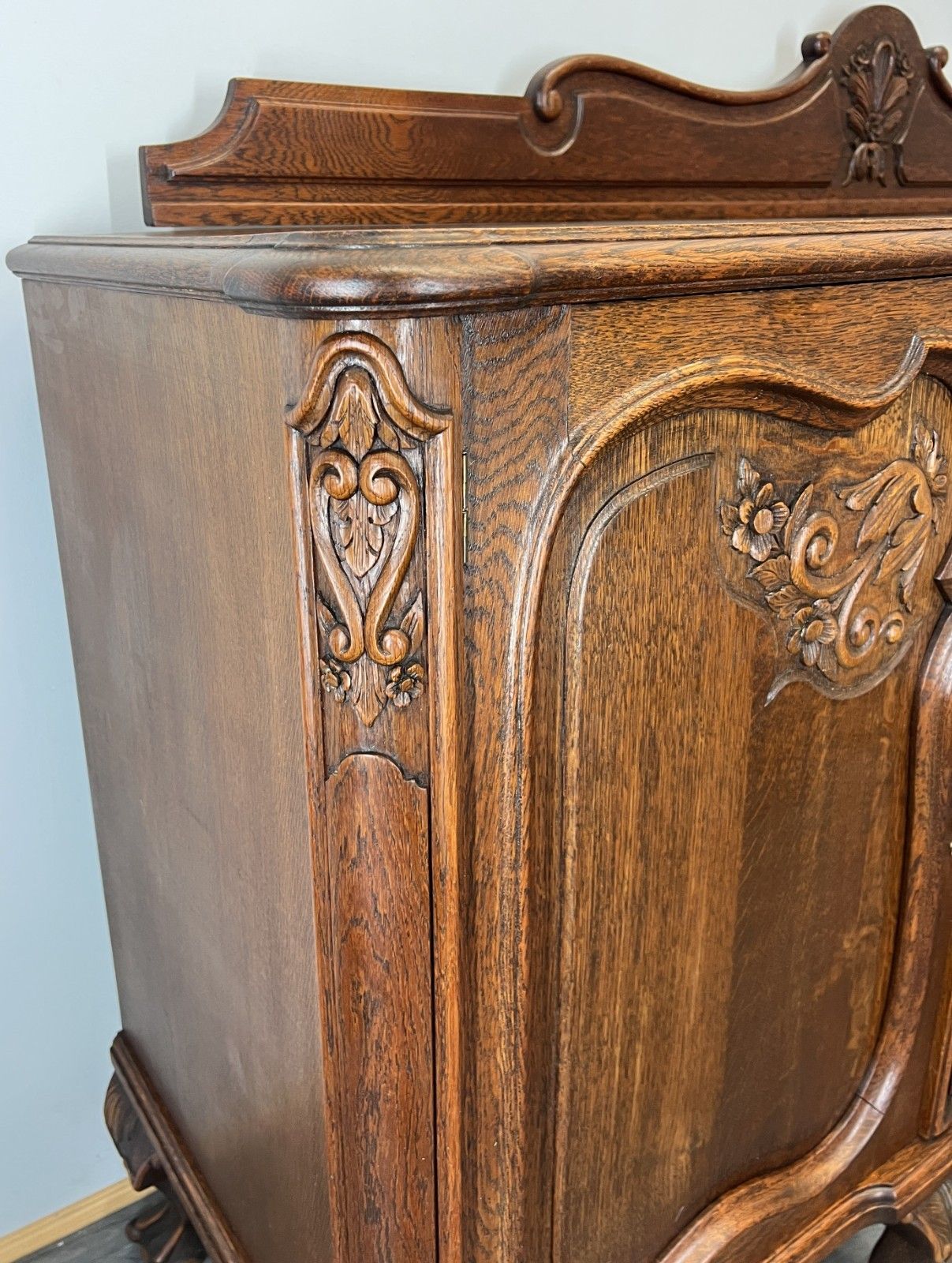 Sideboard Vintage French Buffet Oak Carved Cabinet Ornate Cupboard Lot 4510 photo vinterior
