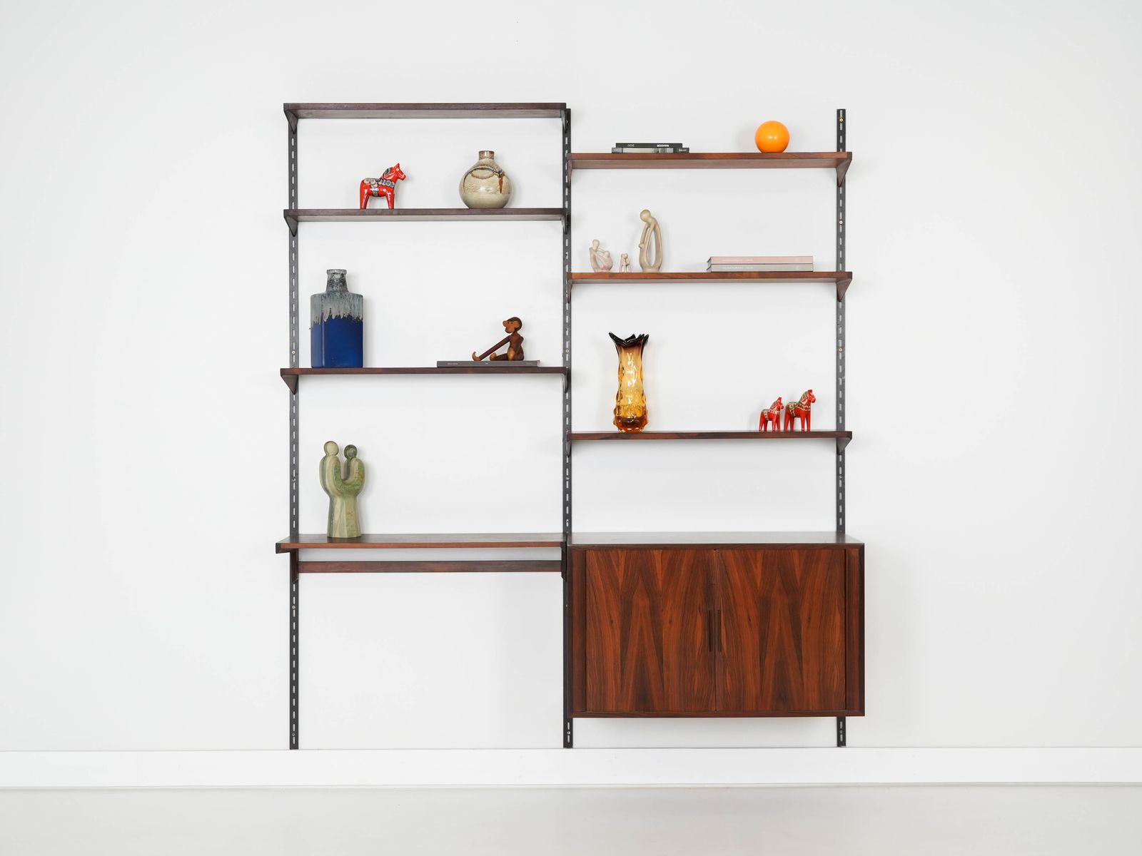 Vintage Wandkast, Deens Design, Ca. Jaren 1960, Ontwerper: Kai Kristiansen, Fabrikant: Fm Møbler photo Meubels