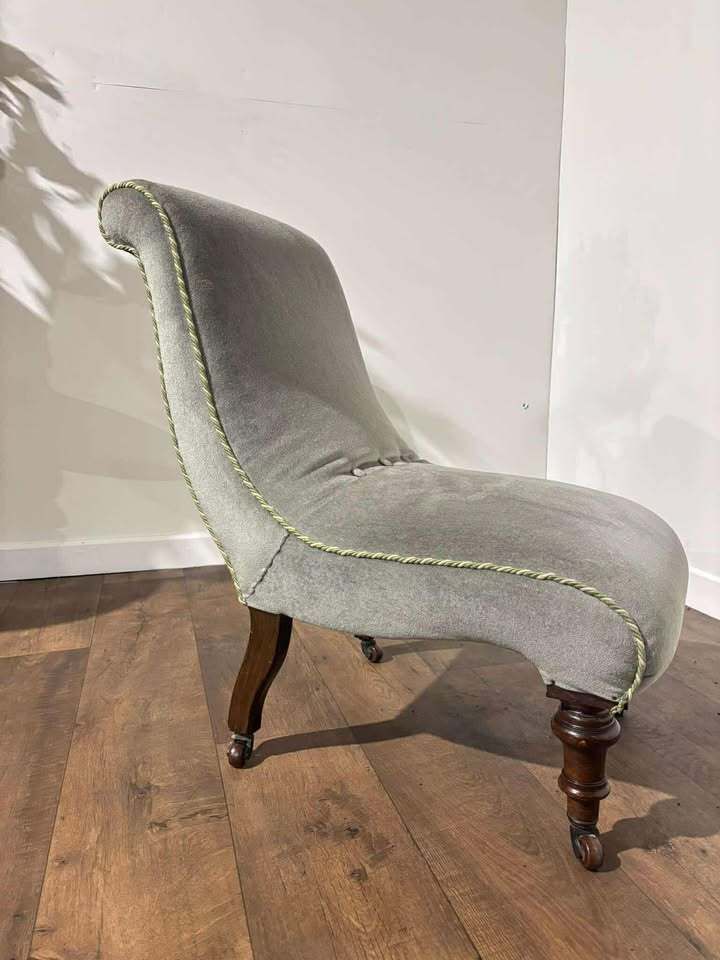 photo furniture Antique Mahogany Framed Scroll Form Nursing Chair
