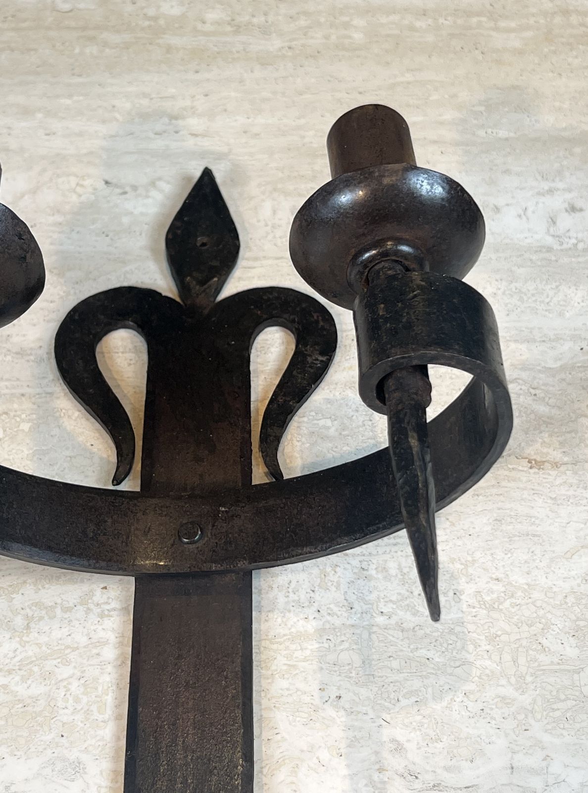 photo furniture Important Pair Of Wrought Iron Wall Sconces "With Fleur De Lys" Design, 2 Light Gothic Style