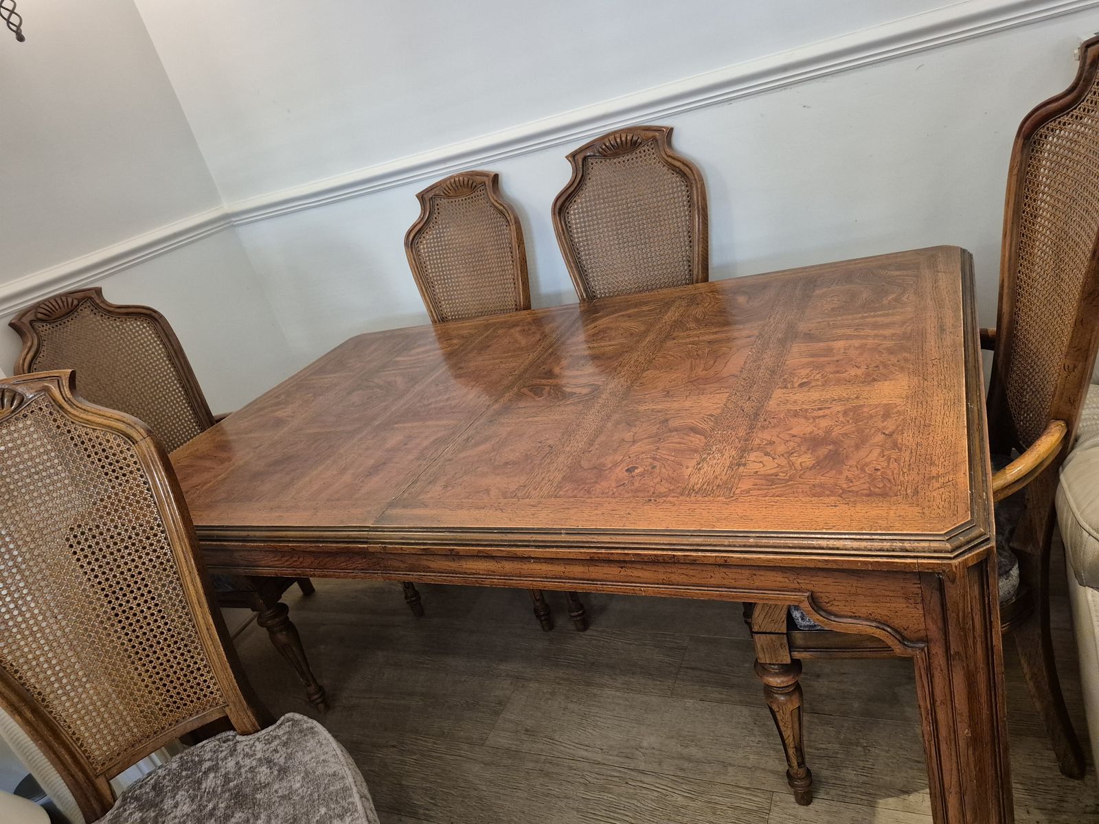 American Fruitwood Dining Table With 2 Carver / 4 Chairs. 2 Extended Leaves photo Furniture