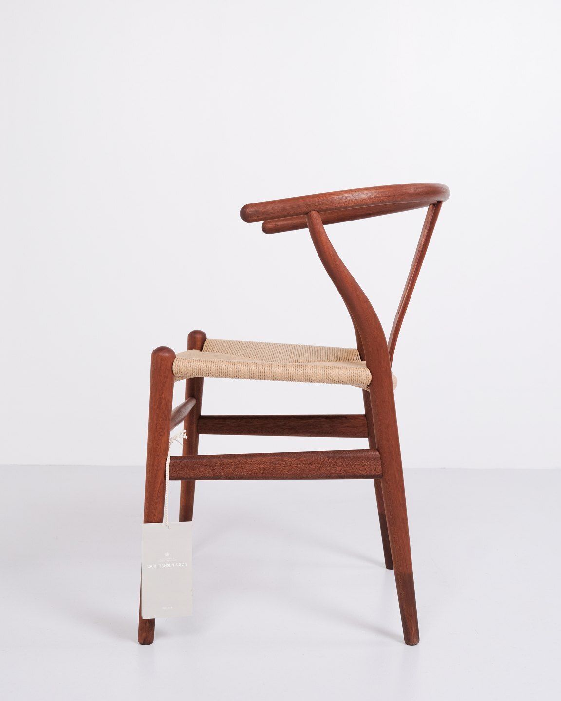 Set Of Four  Wishbone Chairs   Model Ch24   Mahogany & Natural Wicker   Hans J. Wegner   Carl Hansen & Son photo vinterior