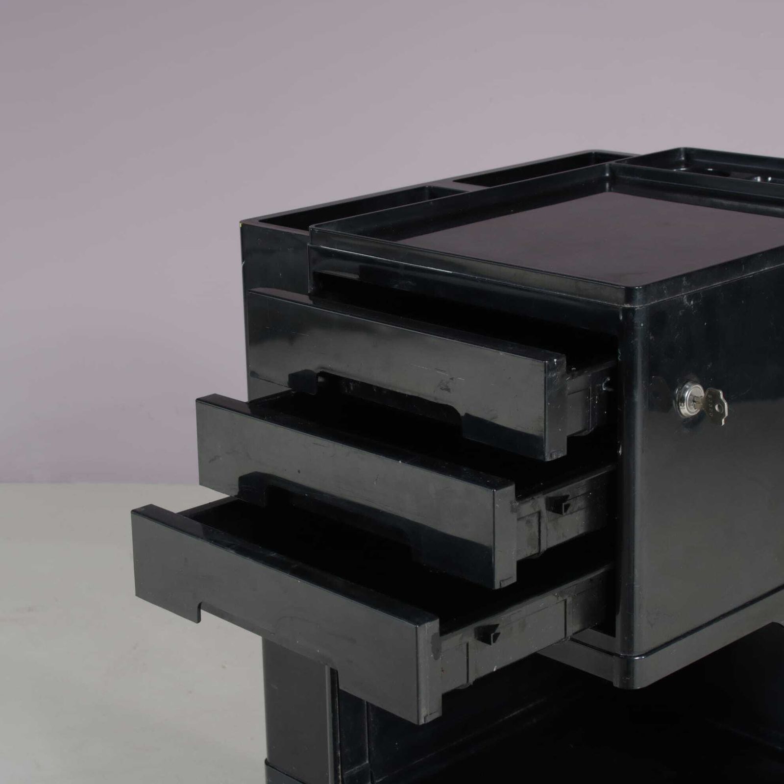 Furniture 1970s Black Plastic Trolley By Giovanni Pelis For Stile Neolt, Italy photo