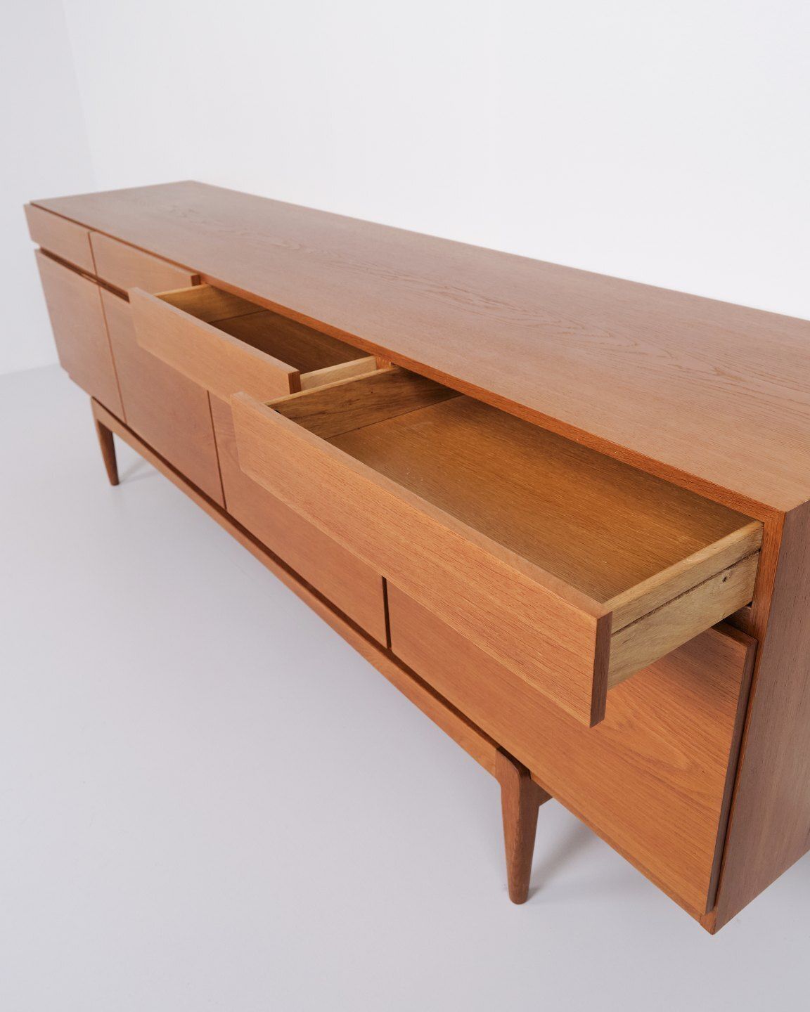 Sideboard   Oak   Ib Kofod Larsen   Model Fa66   Faarup Furniture Factory   1960s photo vinterior