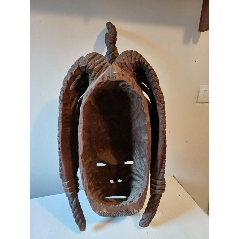 African Wooden Mask Ivory Coast Baoulé photo vinterior