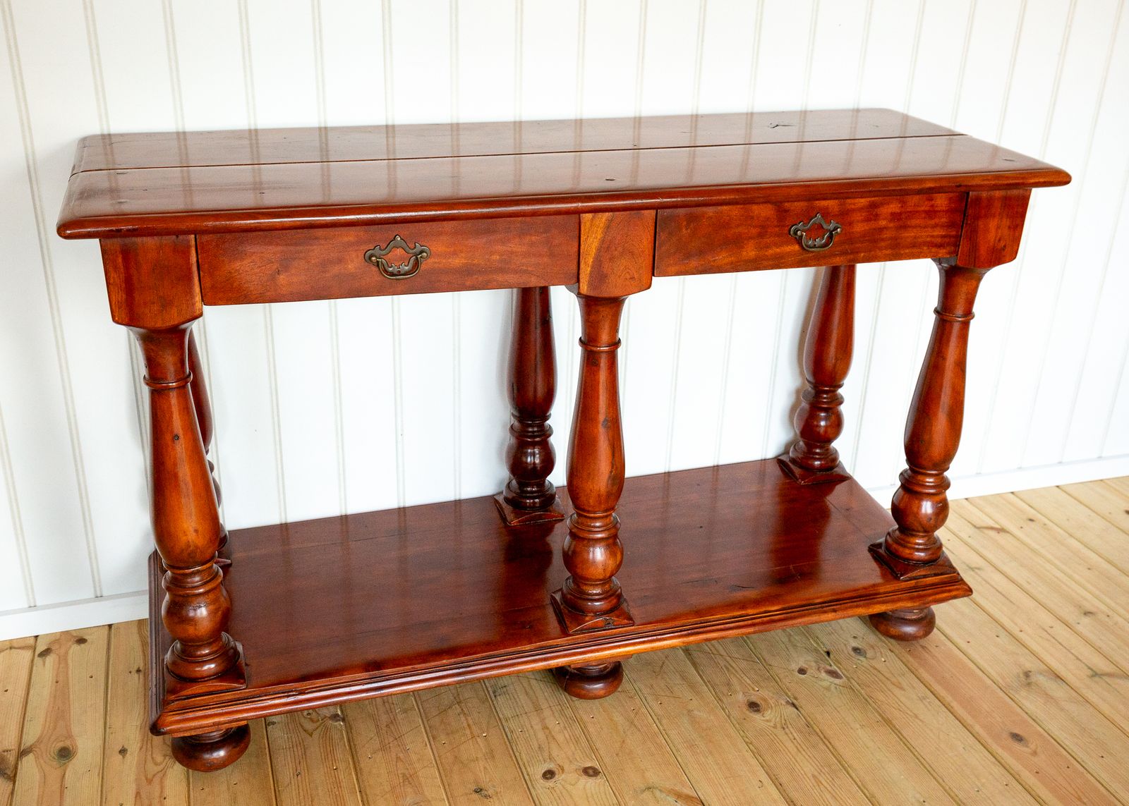Server Console Tabl.E Potboard Dresser Base Sideboar.D Buffet Georgian Style By Theodore Alexander Fine Country House photo vinterior
