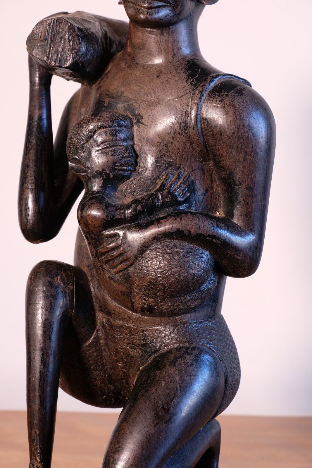East African Solid Ebony Sculpture Mother And Child 34.5 Cm photo vinterior