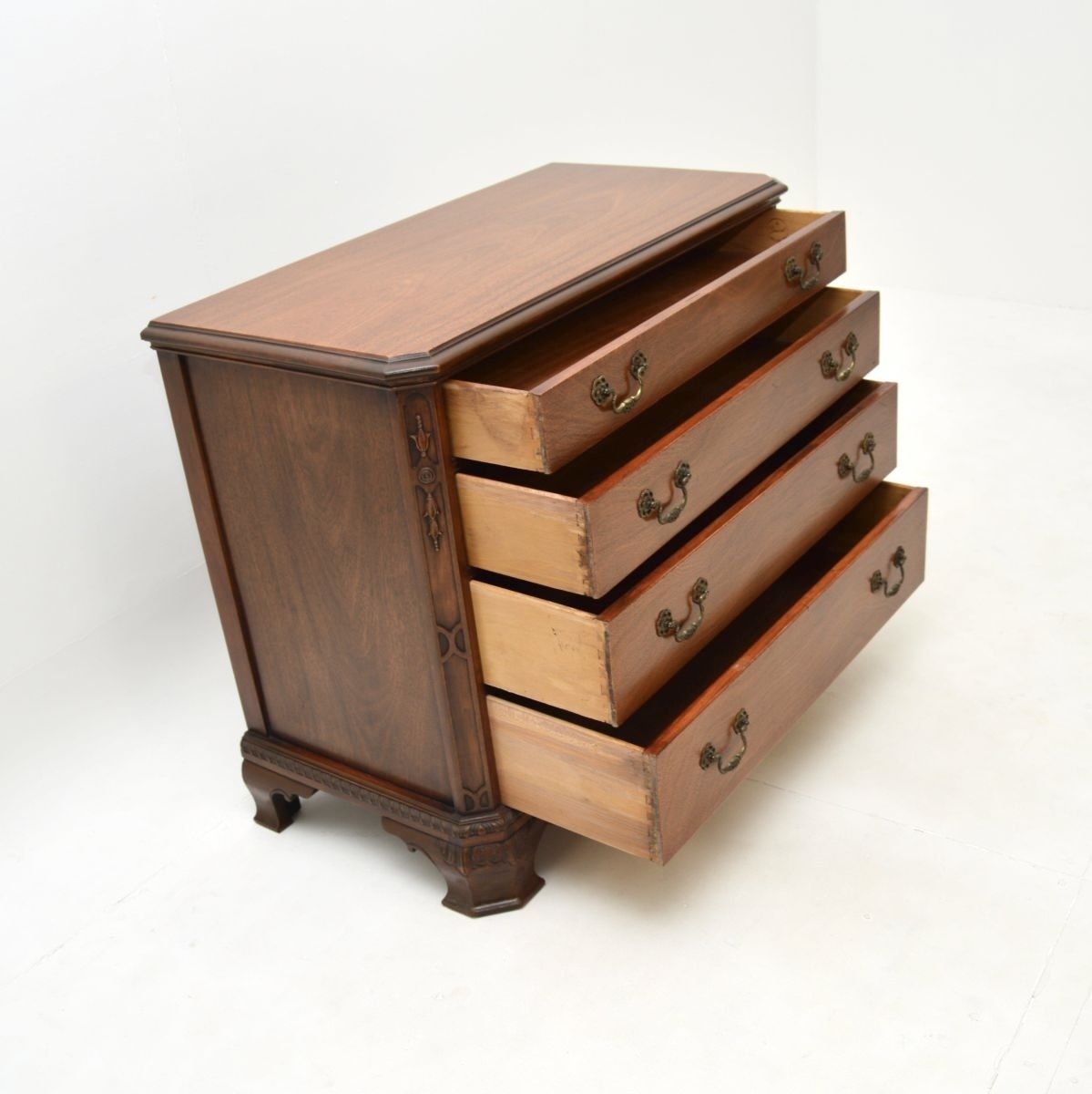 Antique Georgian Style Mahogany Chest Of Drawers photo vinterior