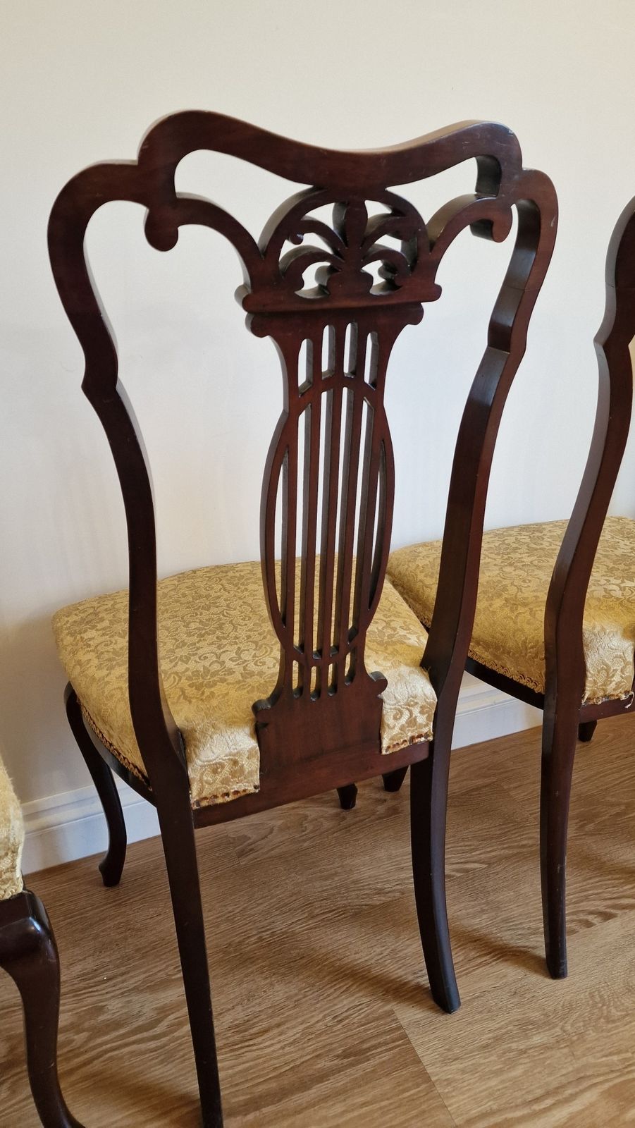 Elegant Set Of Four Edwardian Mahogany Rococo Style Dining Chairs photo vinterior