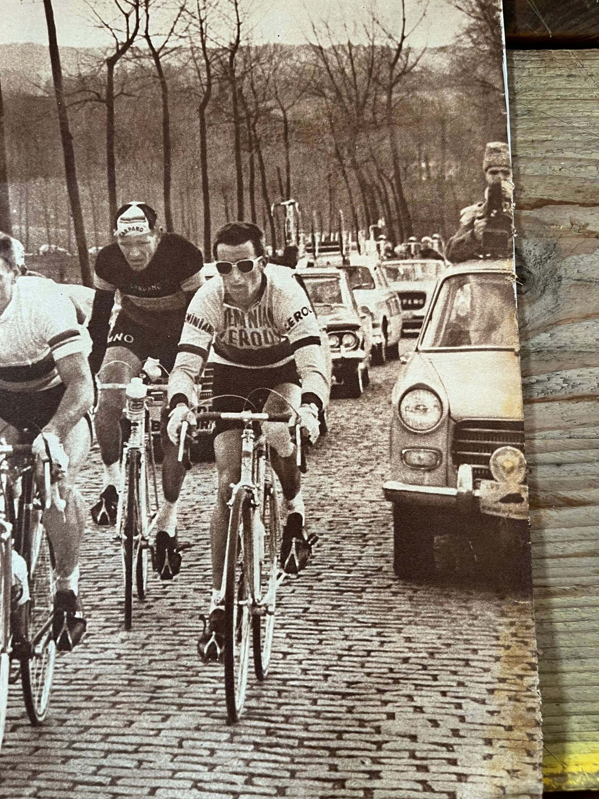 Vintage Cycling Print   Tour De Flanders, Tom Simpson, Rik Van Looy Original C1961 photo vinterior