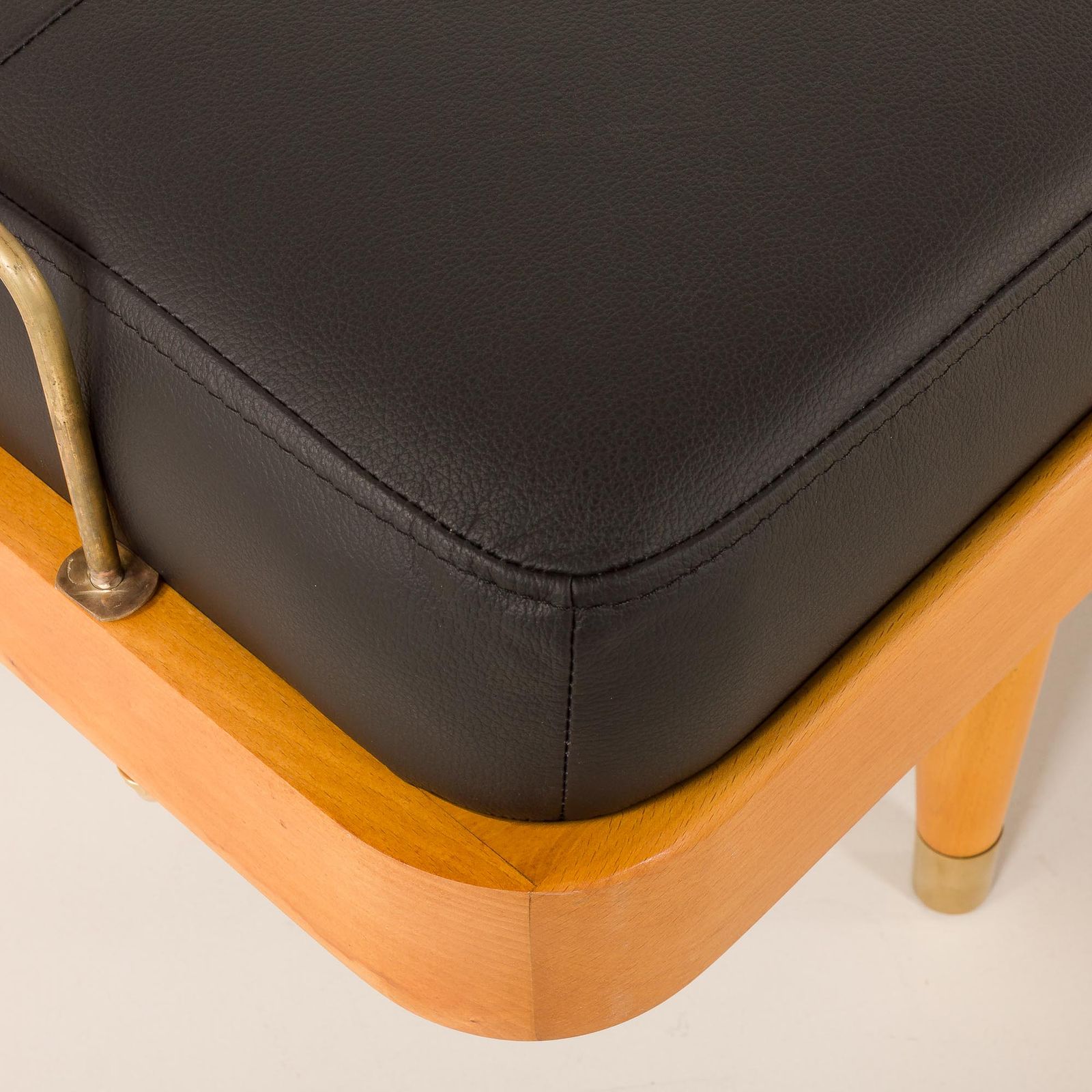photo vinterior Danish Mid Century Daybed In Black Leather Attr. To Horsens Mobelfabrik, 1960s