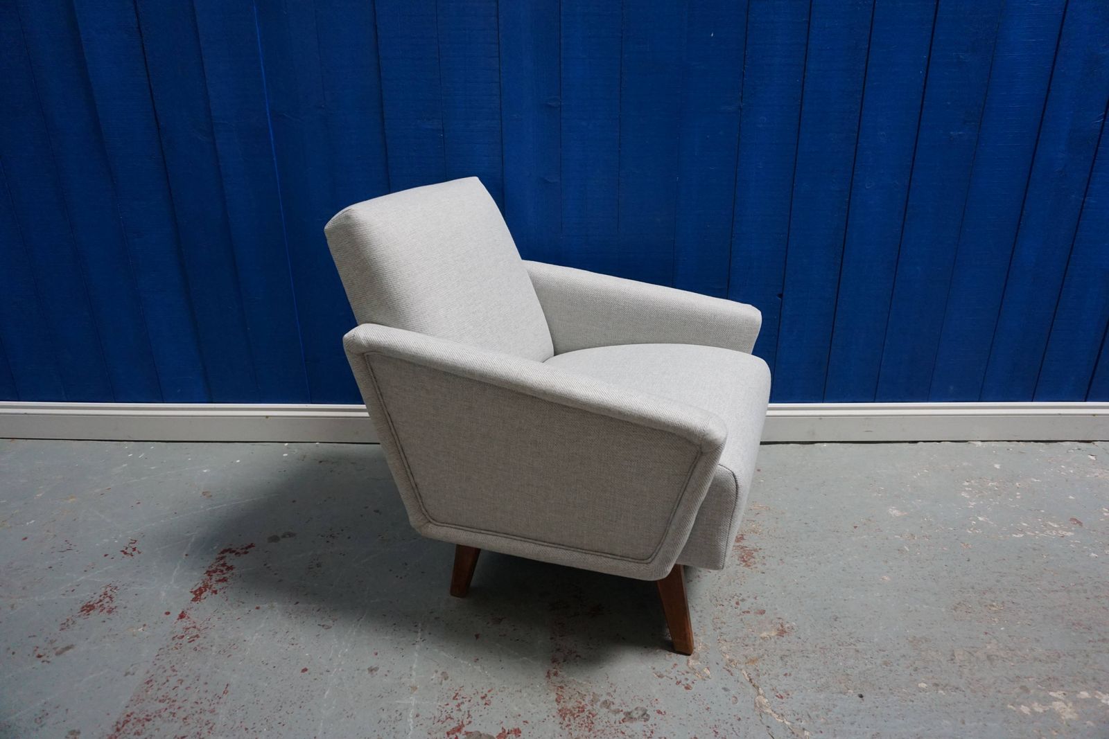 Mid Century Danish Lounger In Light Grey Tweed, 1960's