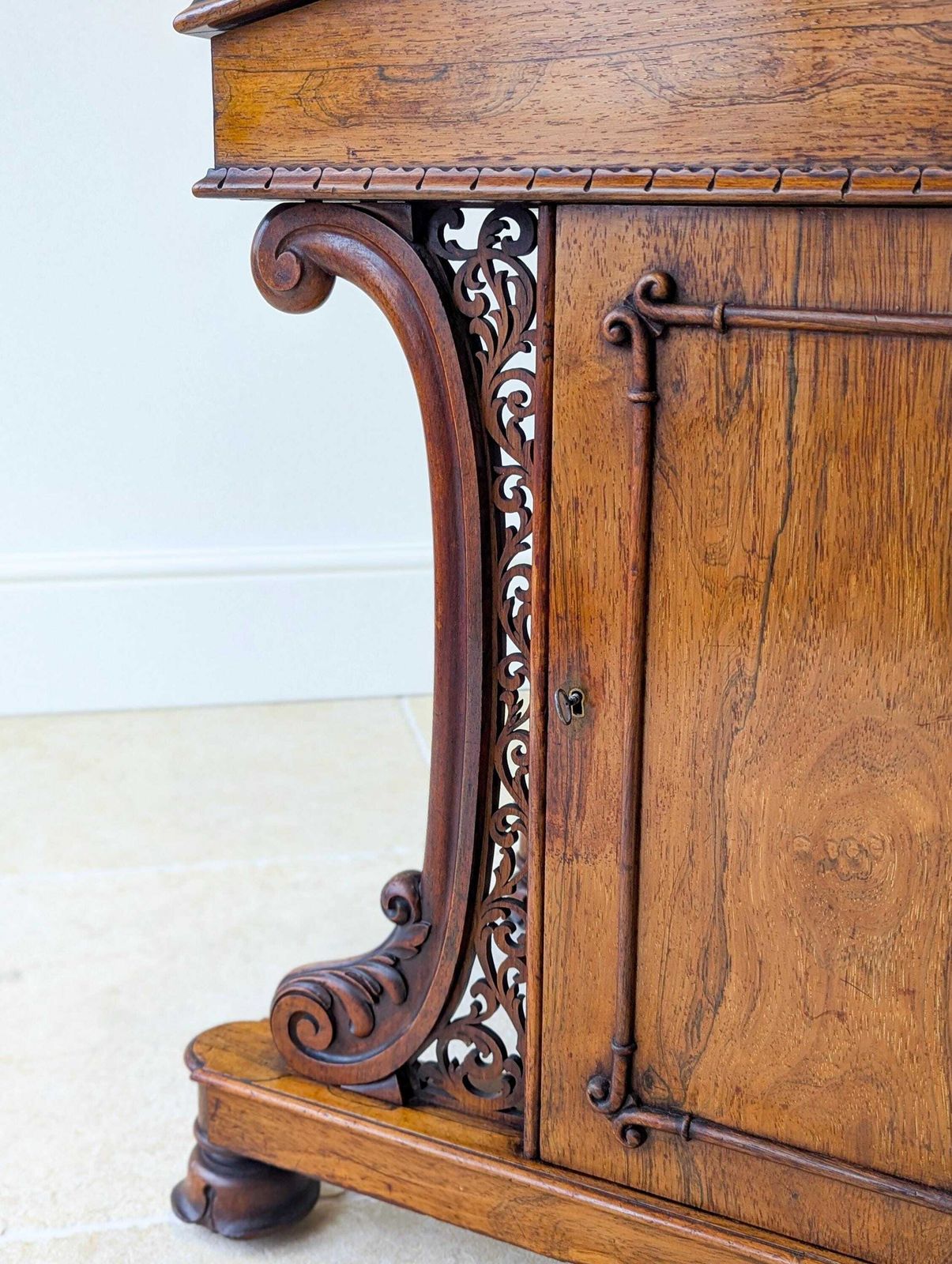 photo furniture Antique William IV Rosewood Davenport Desk By W&C Wilkinson C.1835