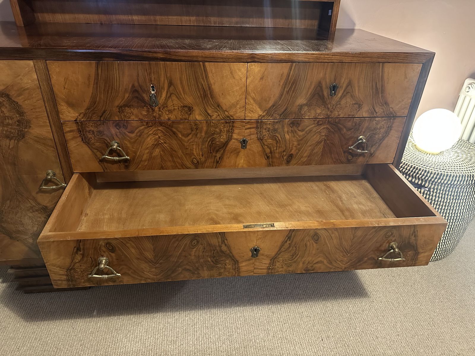 Italian Art Deco Rosewood Drawers & Mirror With Walnut Bookmatch Veneer photo vintage