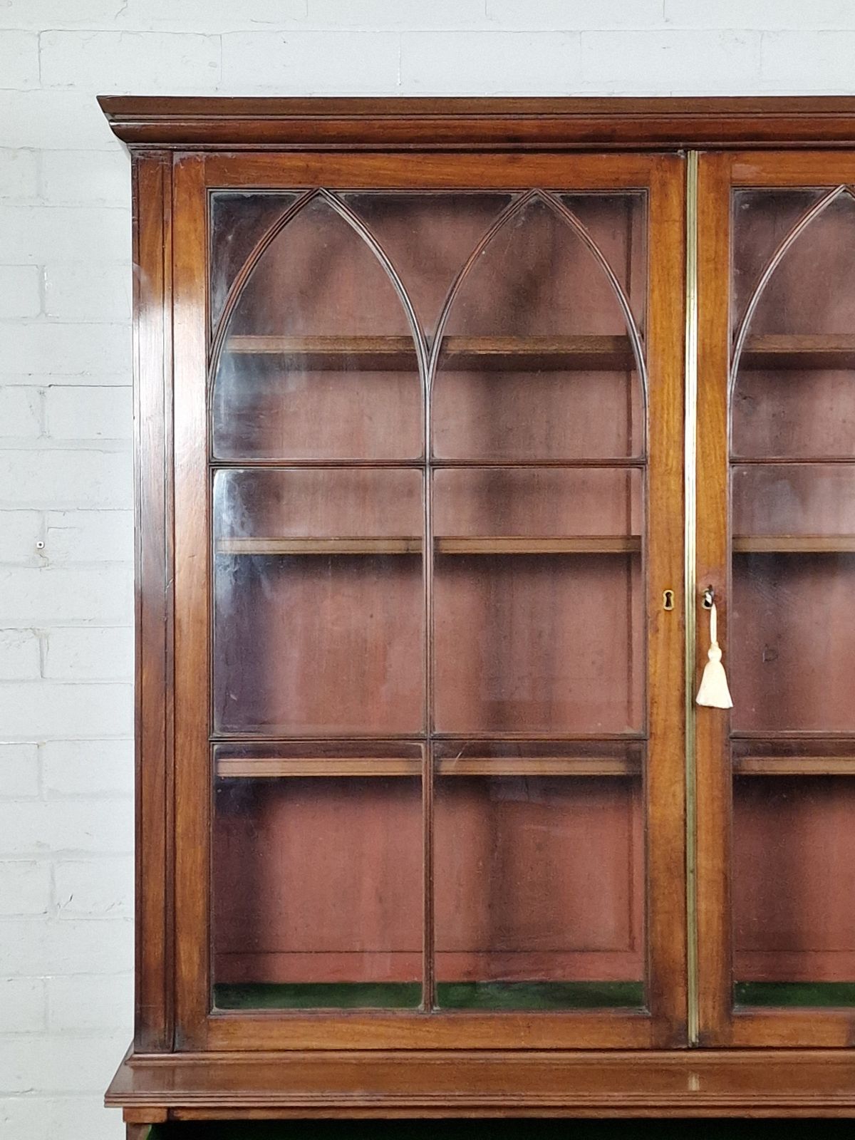 Antique Mahogany Bookcase Cupboard   George IV