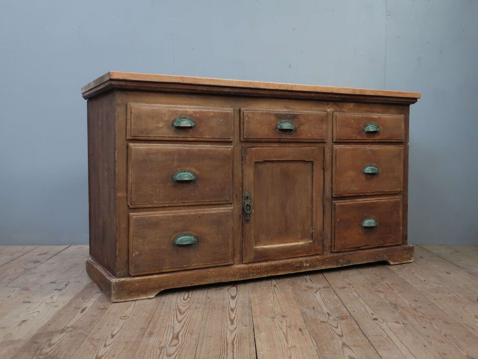 19th Century Dresser Base In Original Paint photo vinterior