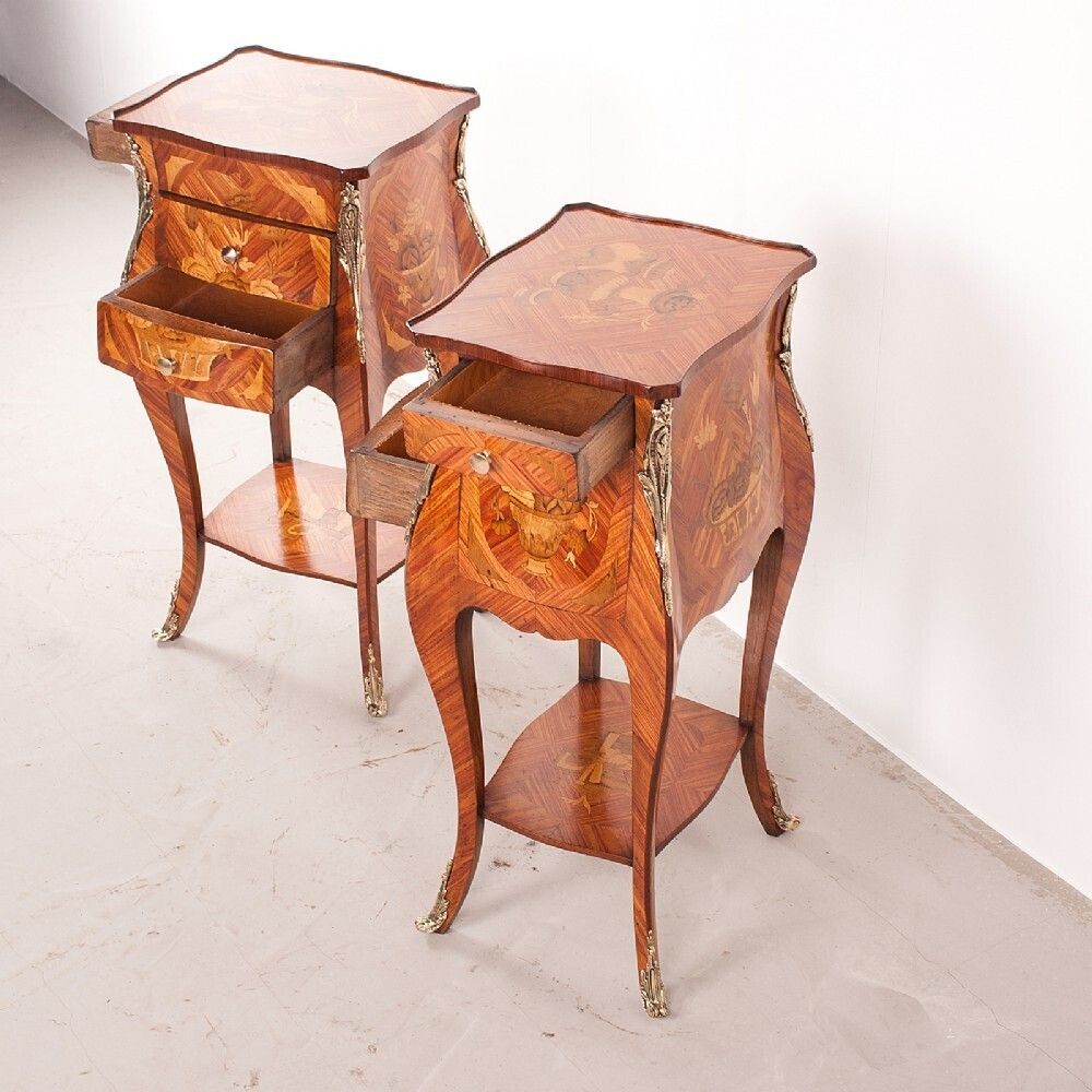 Superb Quality Pair Of French Marquetry Bedside Tables photo vinterior