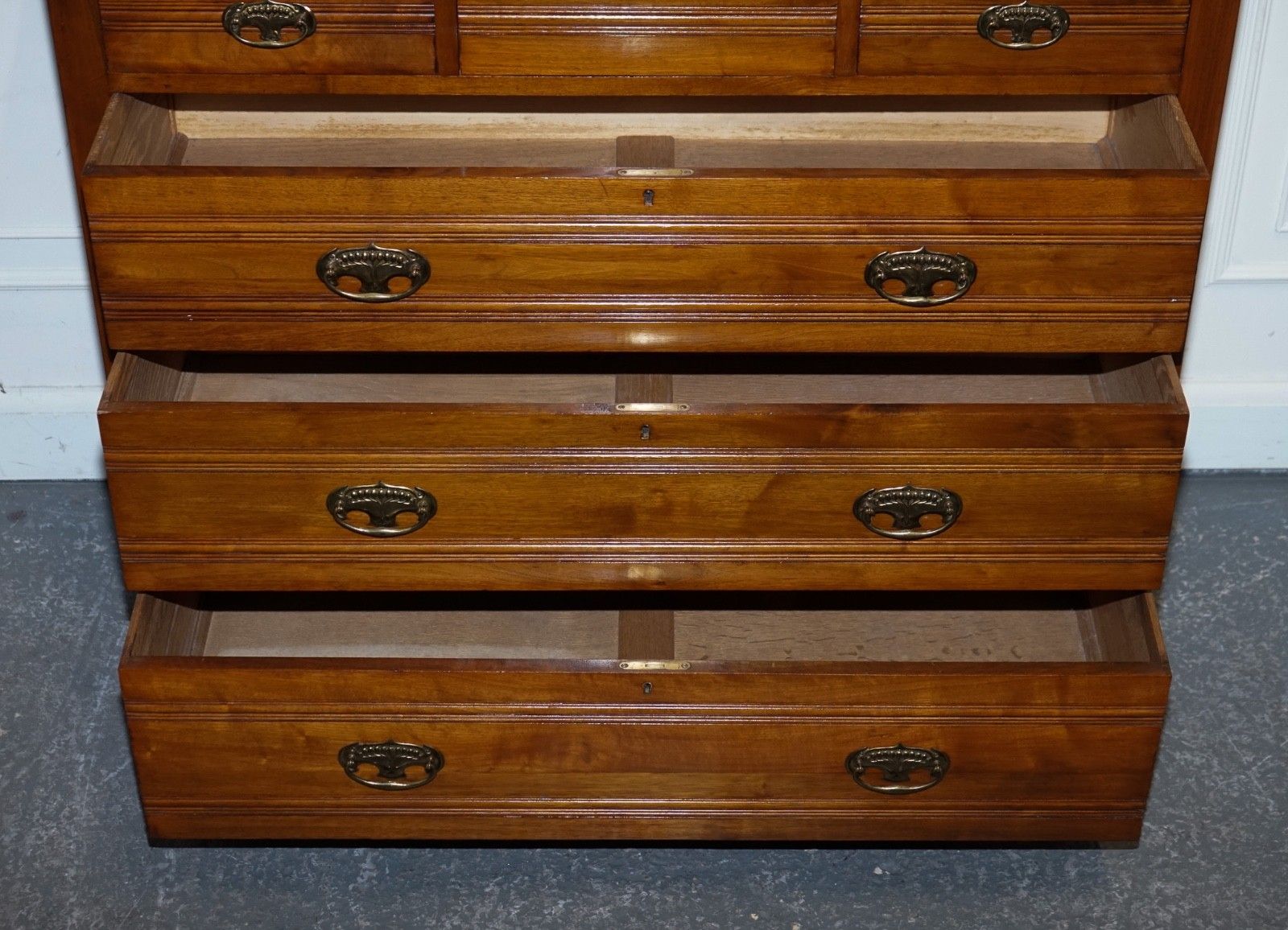 photo furniture Antique 1904 Arts & Crafts Period Chest Of Drawers Made By Harris Lebus