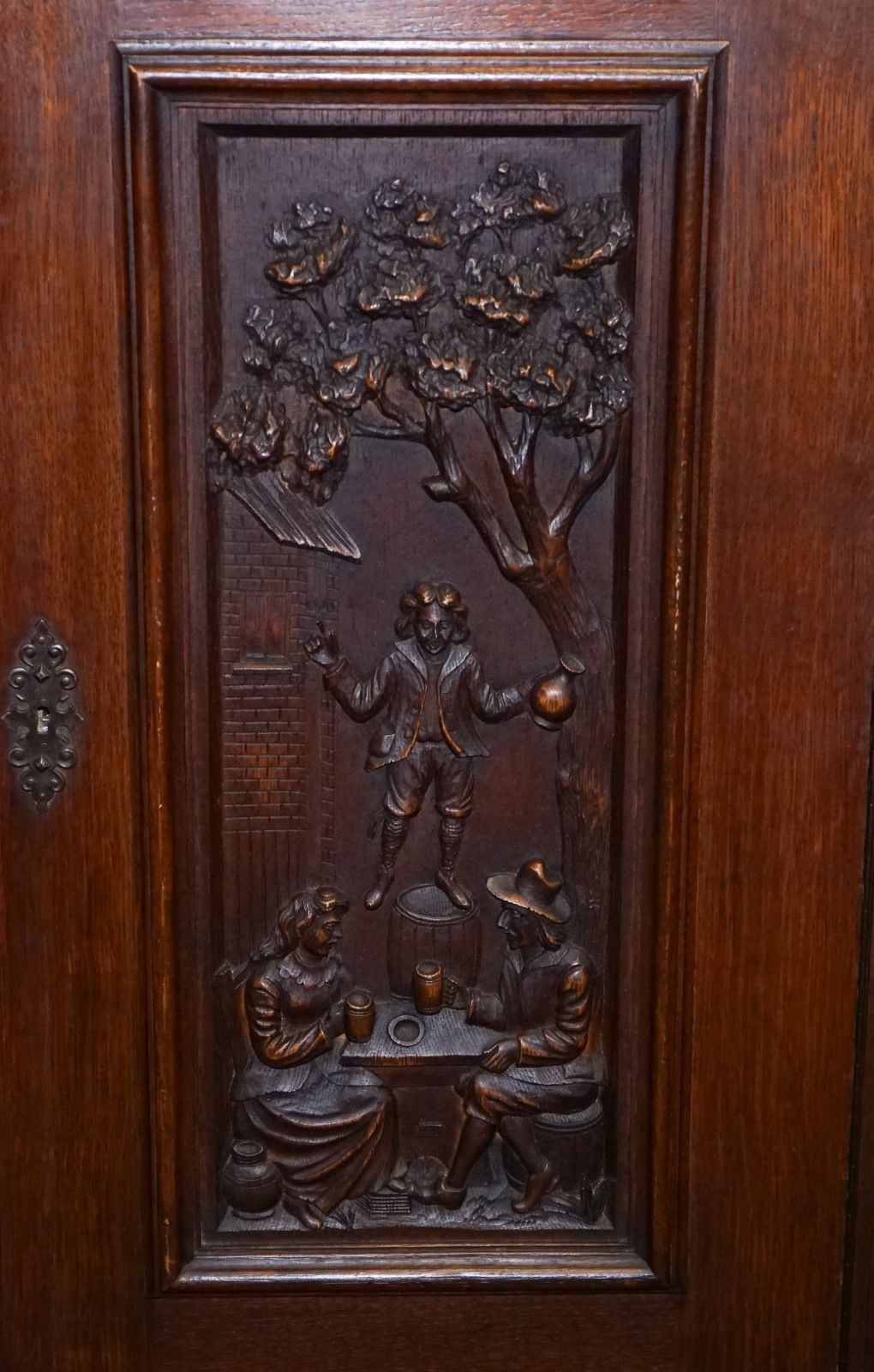 photo furniture 19th Century Renaissance Style French Carved Walnut Cabinet With Shelves