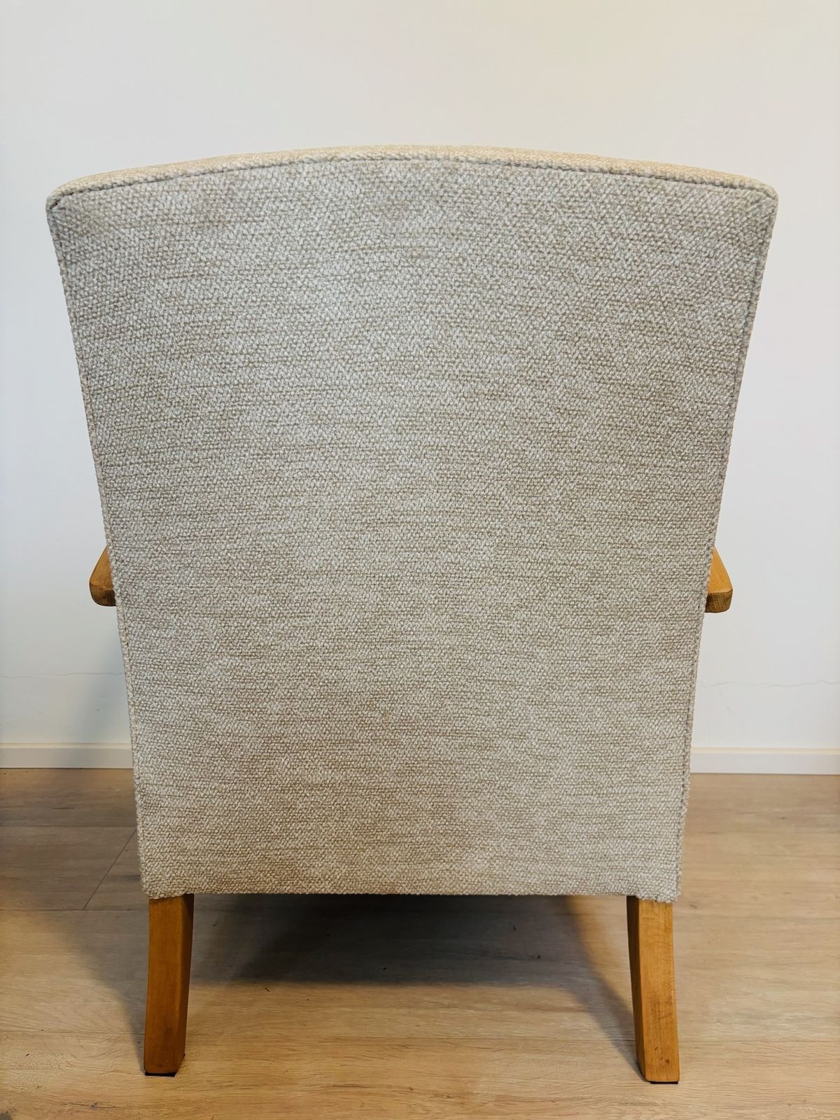 photo vintage Fully Restored Vintage Armchair By Jindrich Halabala Model H 213 From Czechoslovakia 1930's