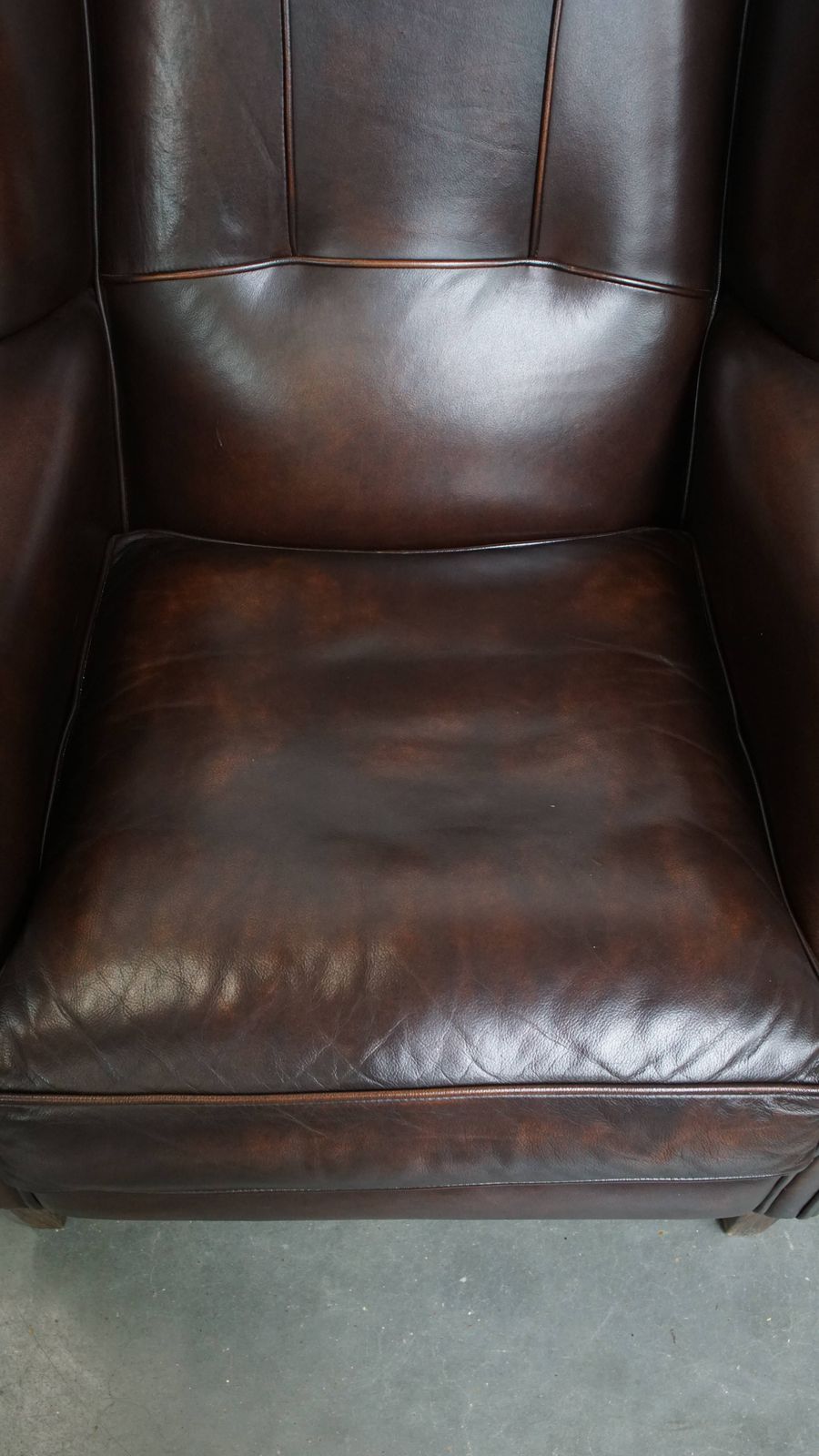 Comfortable And Very Beautiful Set Of 2 English Style Cowhide Wing Chairs With A Luxurious Finish photo vinterior