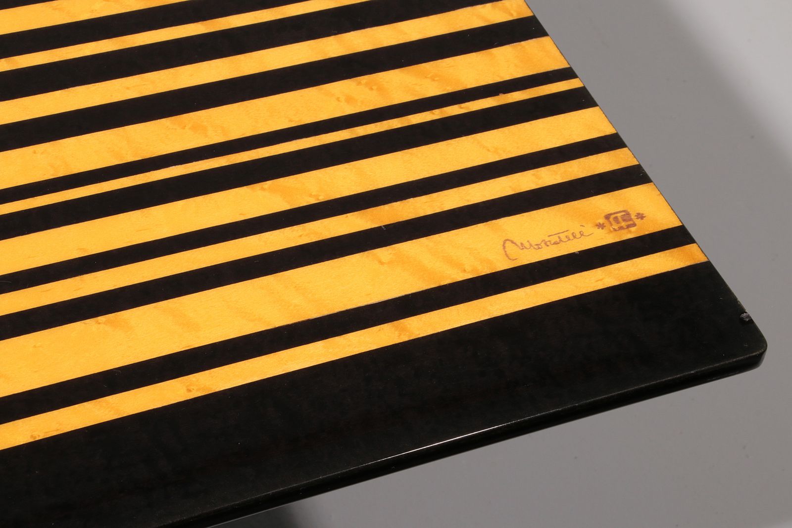 1980s Italian Coffee Table In Black And Yellow Lacquered Wood. photo vintage