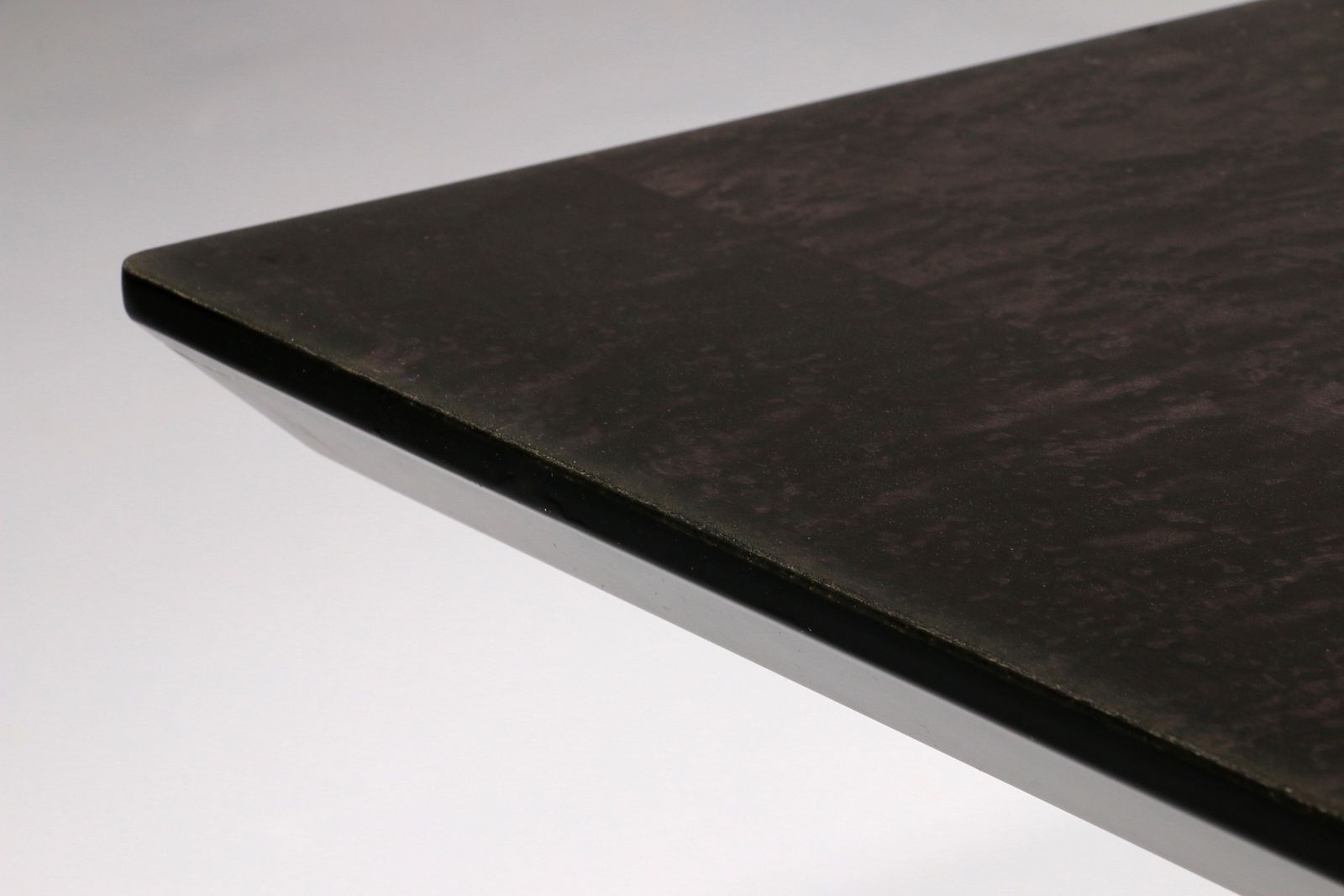 photo furniture 1980s Italian Coffee Table In Black And Yellow Lacquered Wood.