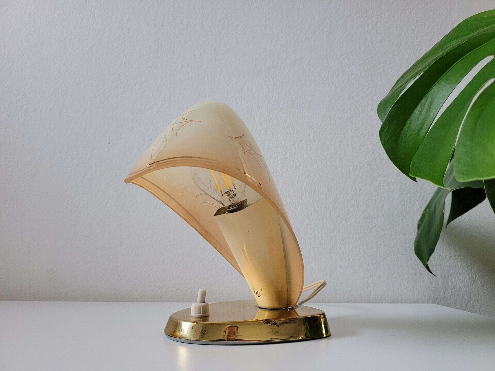 Rupert Nikoll Vintage Table Lamp: Beige Glass, Gold Metal, Mid Century Desk Lamp
