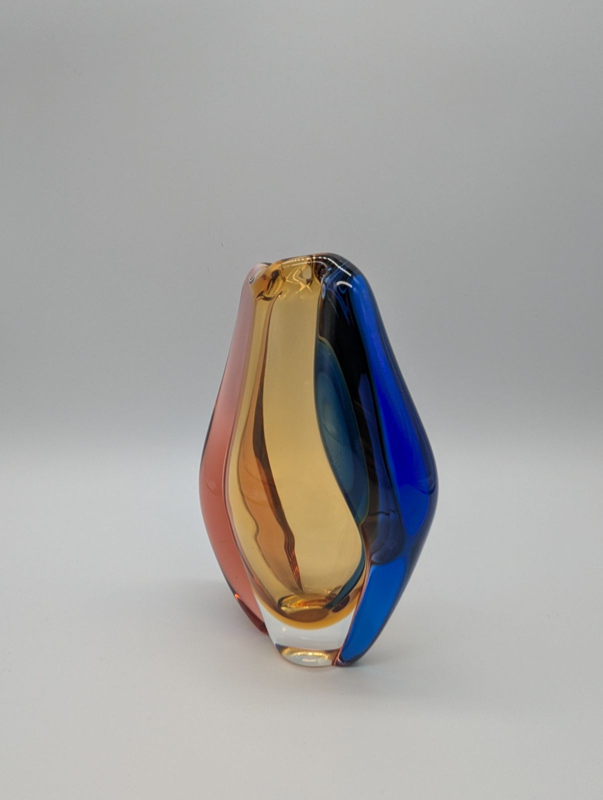 photo buy Romana Vase By Hana Machovská For Mstisov / Moser — Small, 1961