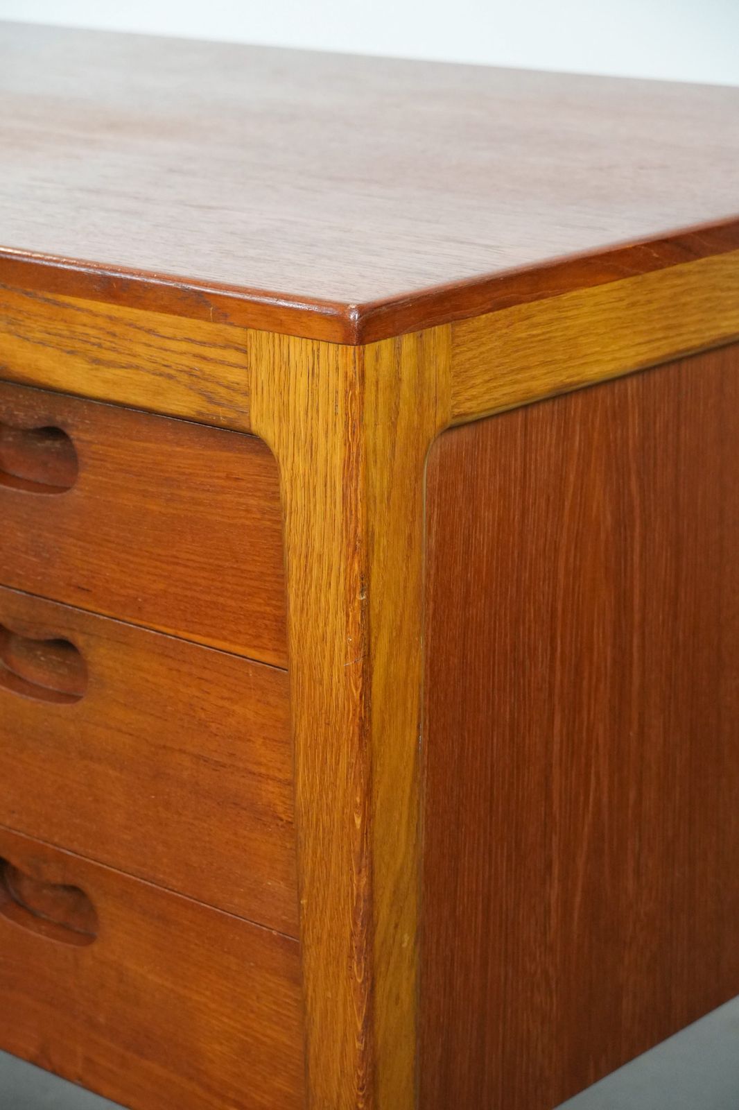 photo vinterior Vintage Bureau Uit De Jaren 1960, Duits Design Van Hartmut Lohmeyer Voor Wilkhahn, Met 6 Lades