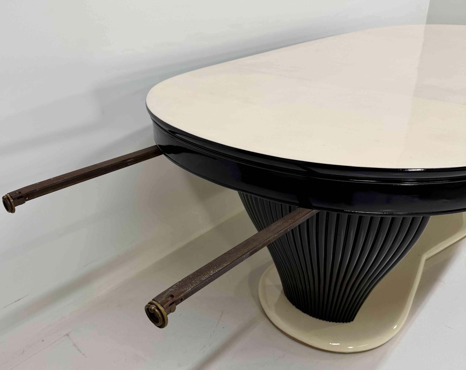Furniture Extendable Italian Art Deco Dining Table Att. Vittorio Dassi In Parchment, 1940s photo