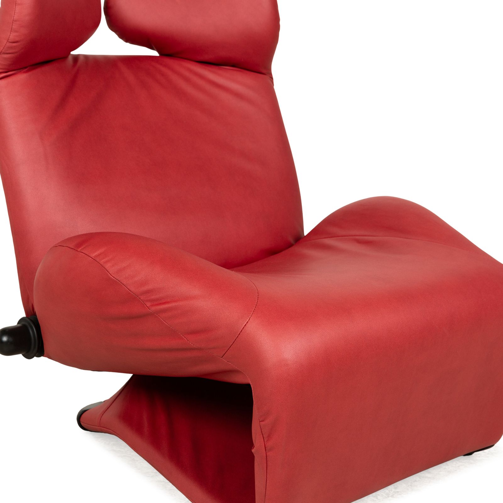 Cassina Wink Armchair Vegan Leather (Gavin 107) Red Manual Function Reupholstery photo for sale
