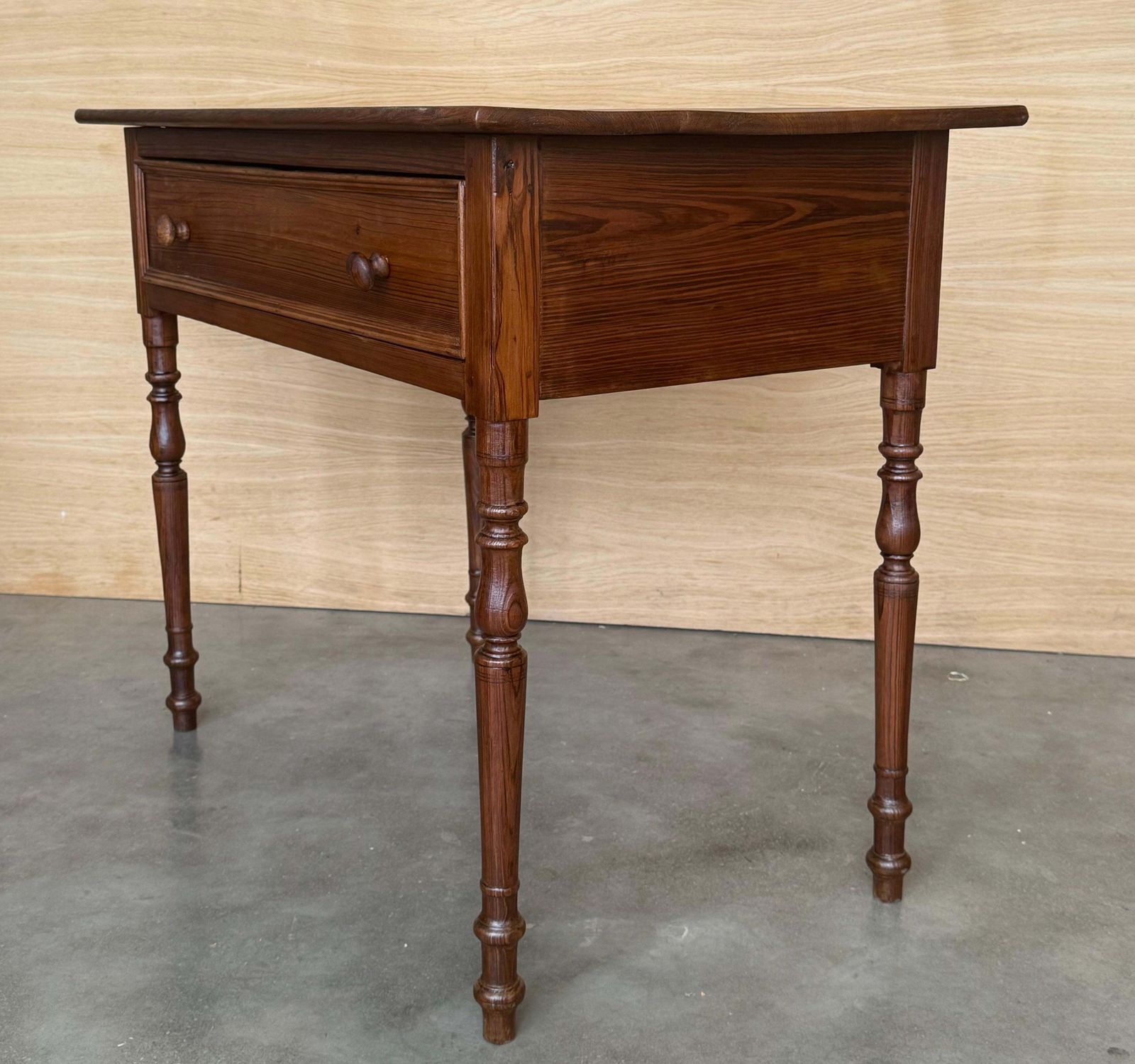Table console ou table de canapé espagnole rustique en pin « Mobila », avec tiroir photo vinterior
