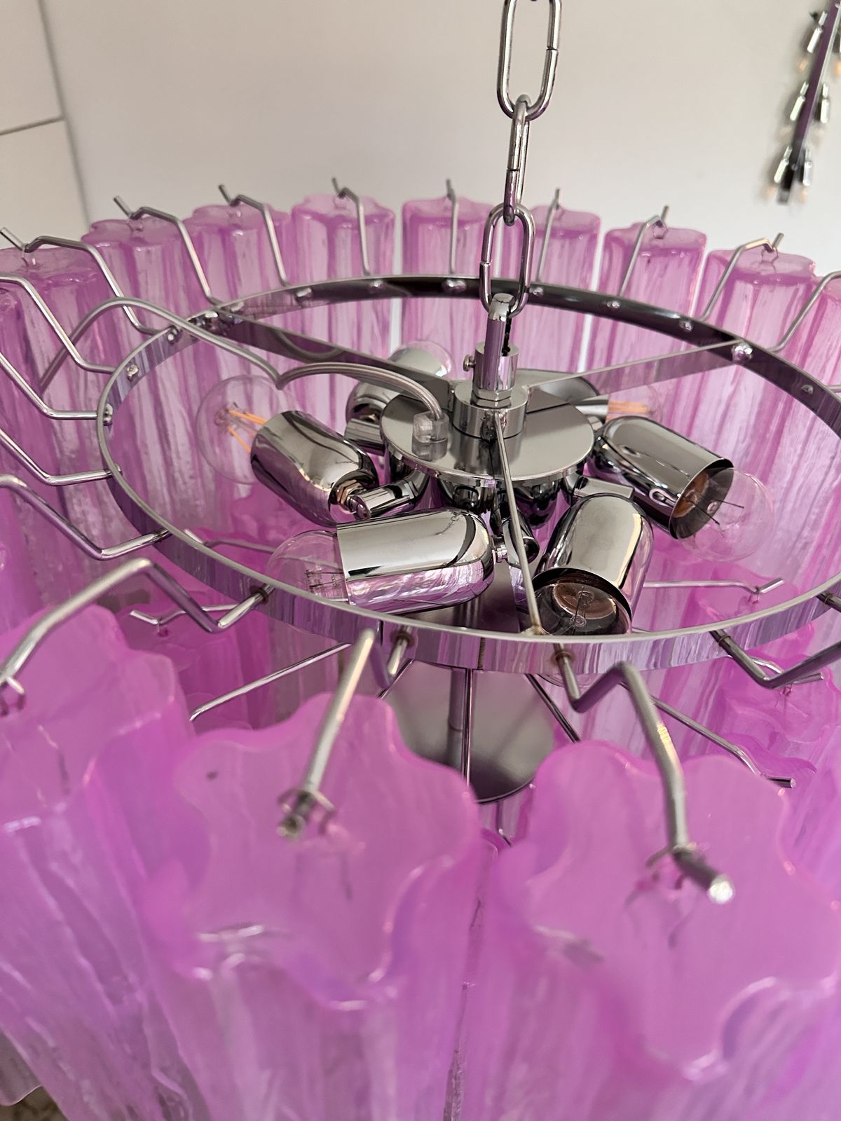 Contemporary Scenographic Fuxsia “Tronchi” Murano Glass Chandelier In Venini Style photo vinterior