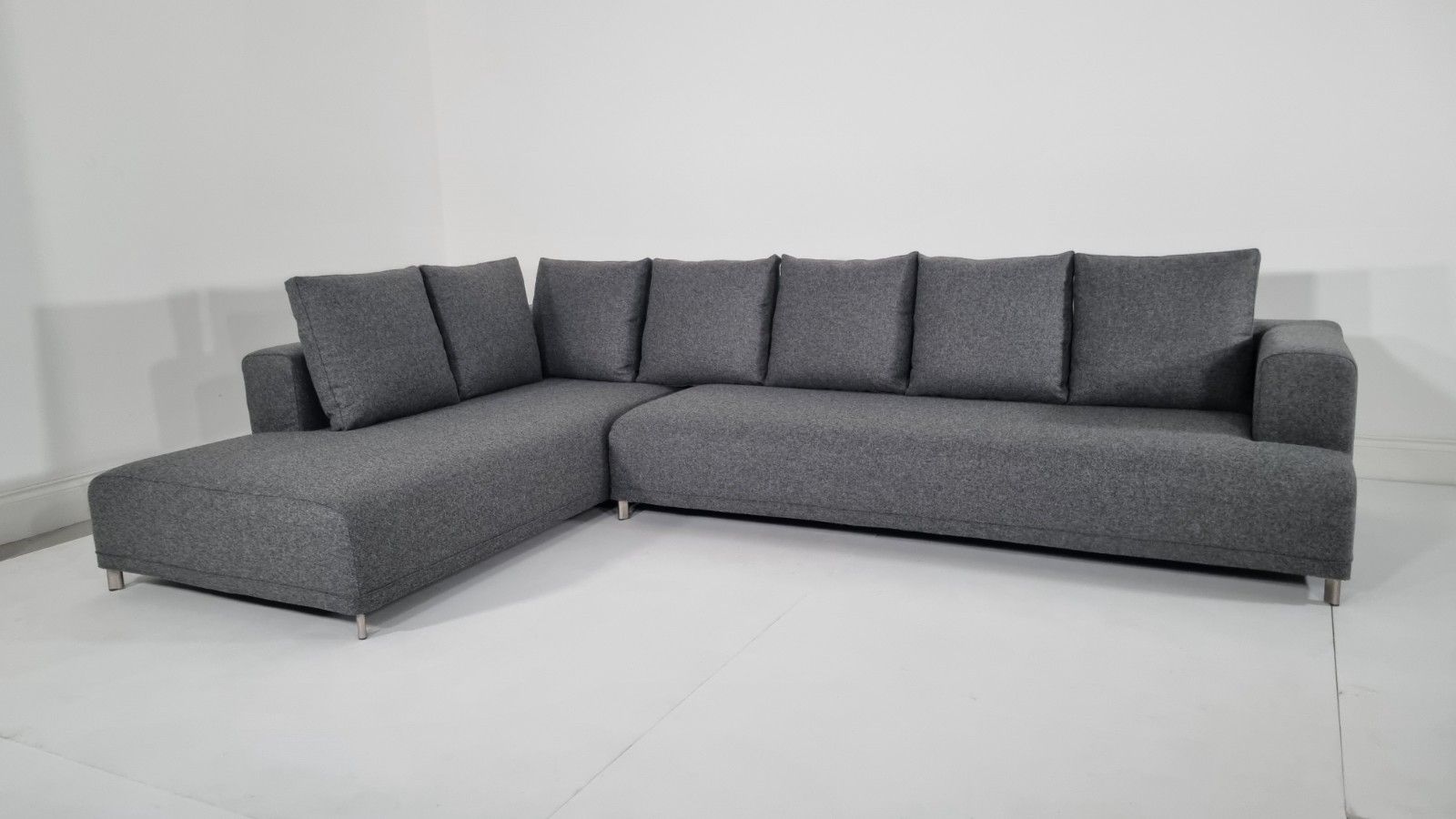 Ligne Roset Opium L/R Grande In Luxurious Grey Wool In Immaculate Condition photo for sale