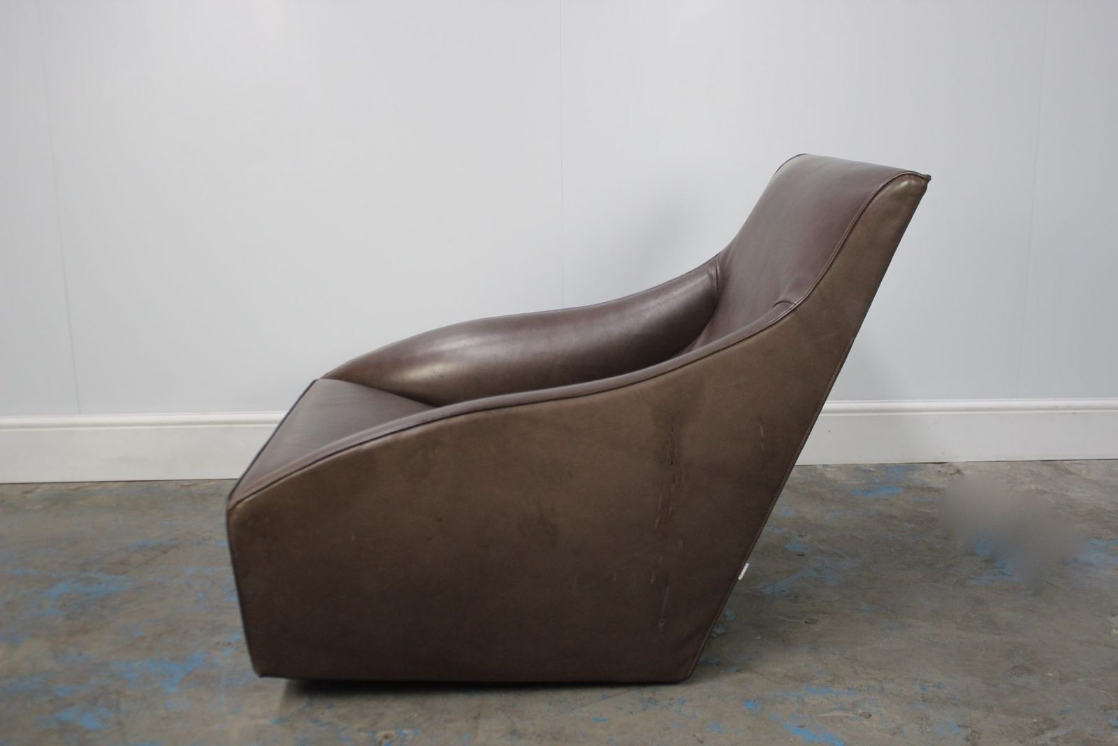 Peerless Molteni & C “Doda” Armchair In Dark Brown Leather photo Furniture