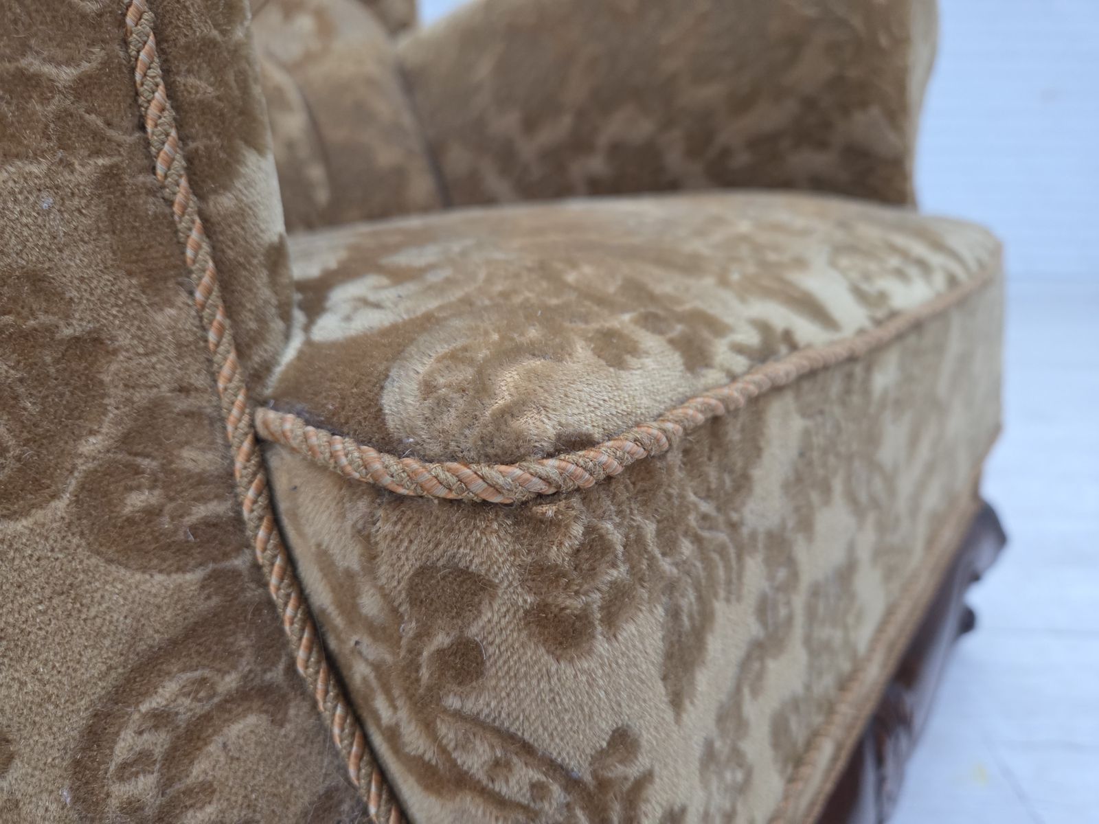 1950s, Danish Relax Armchair, Furniture Velour, Carved Oak Wood. photo vintage