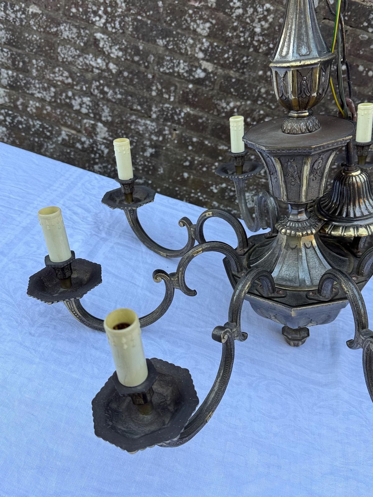 Vintage 1950s French Rococo Revival Brass & Bronze Eight Arm Chandelier – Ornate Antique Lighting photo Lighting